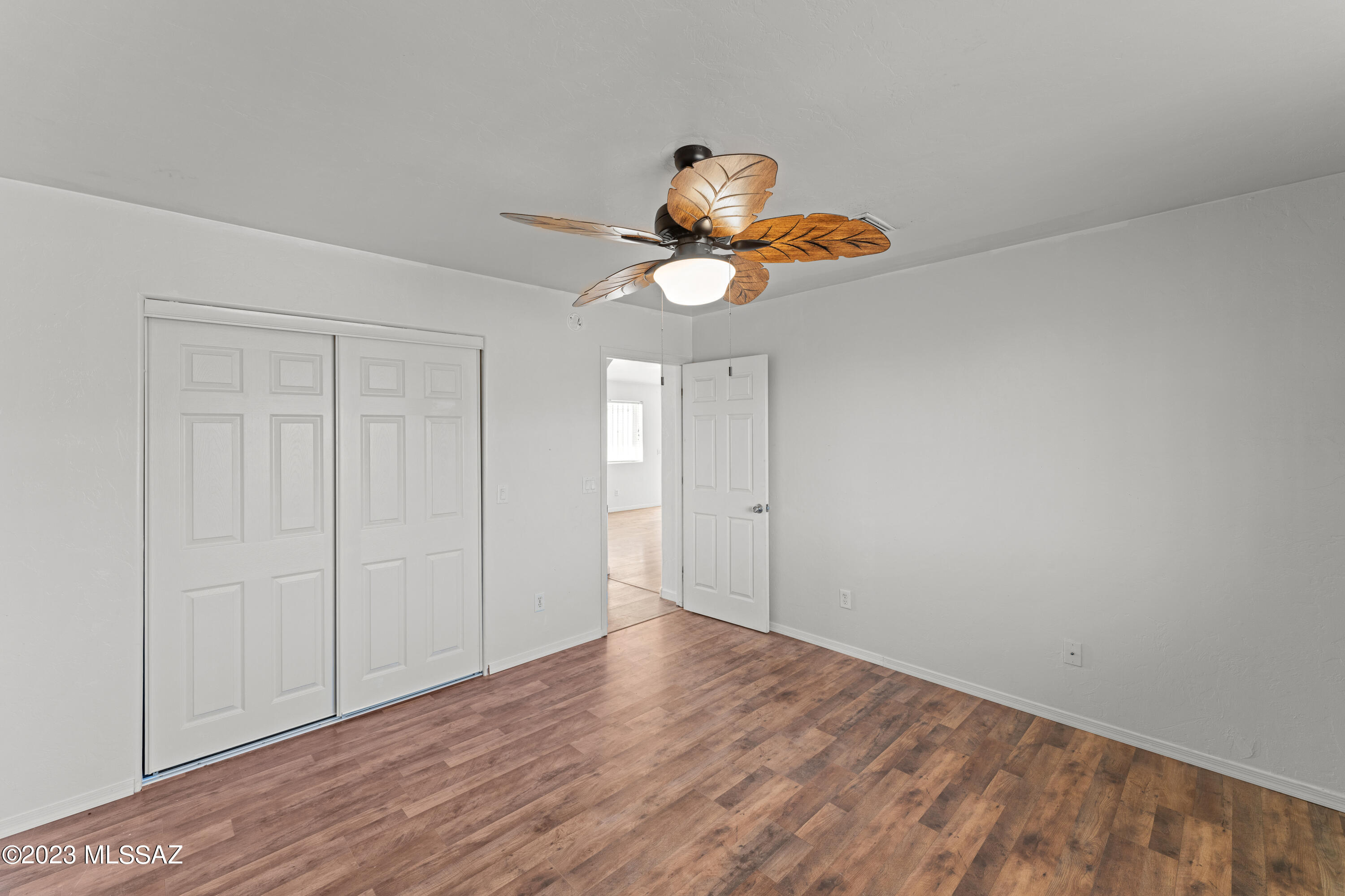 6241 W Santa Paula Street