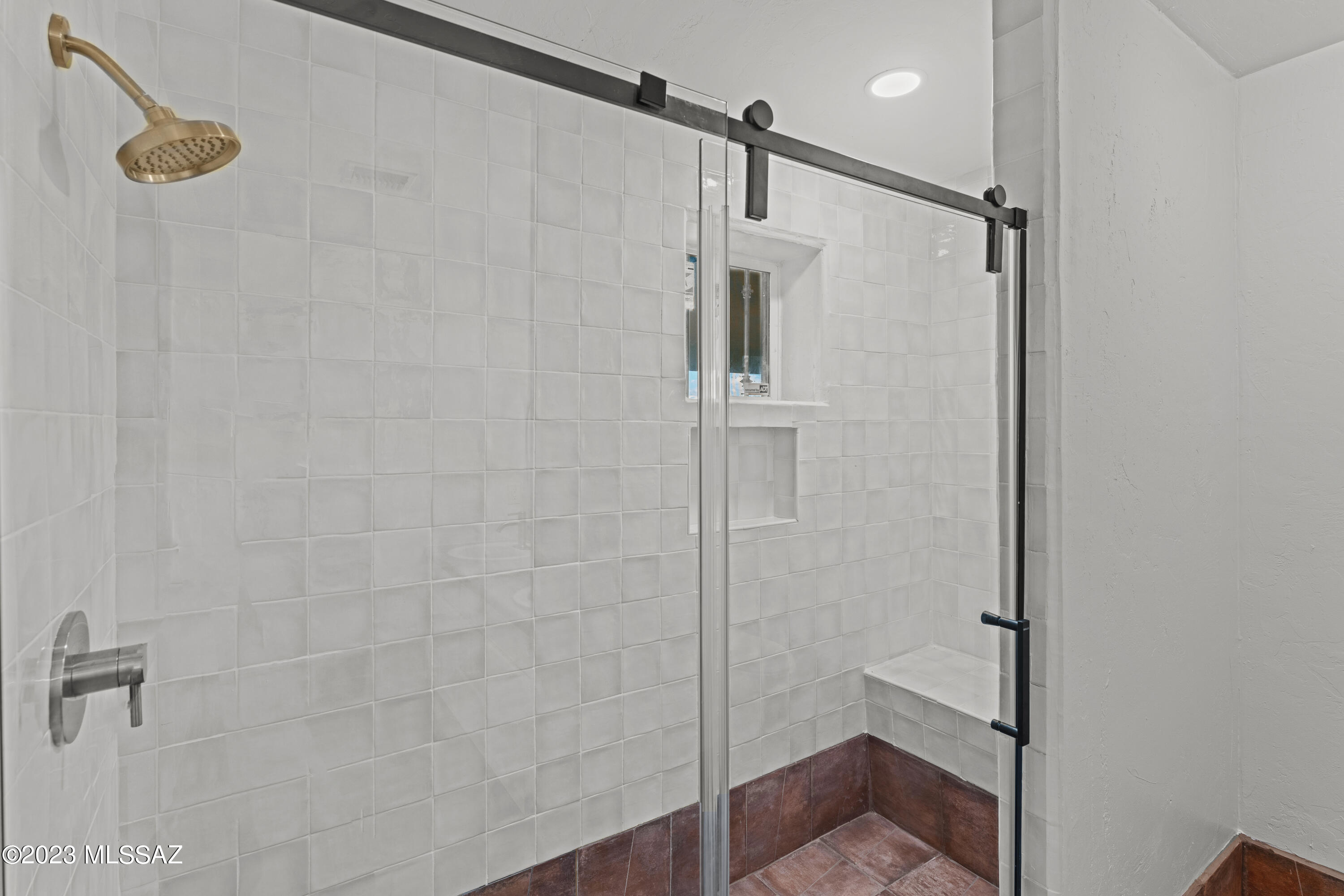 6241 W Santa Paula Street