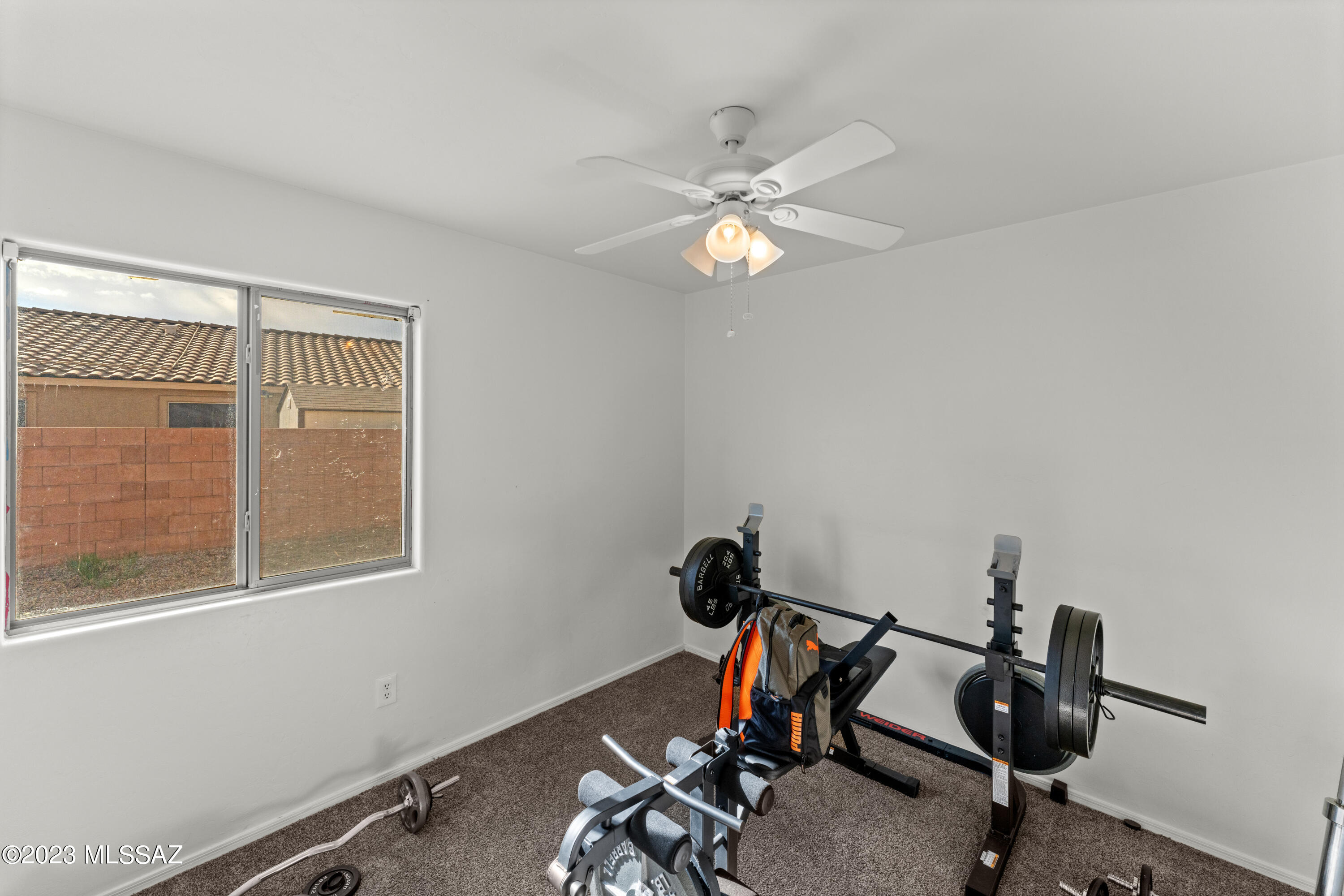 971 E Stronghold Canyon Lane