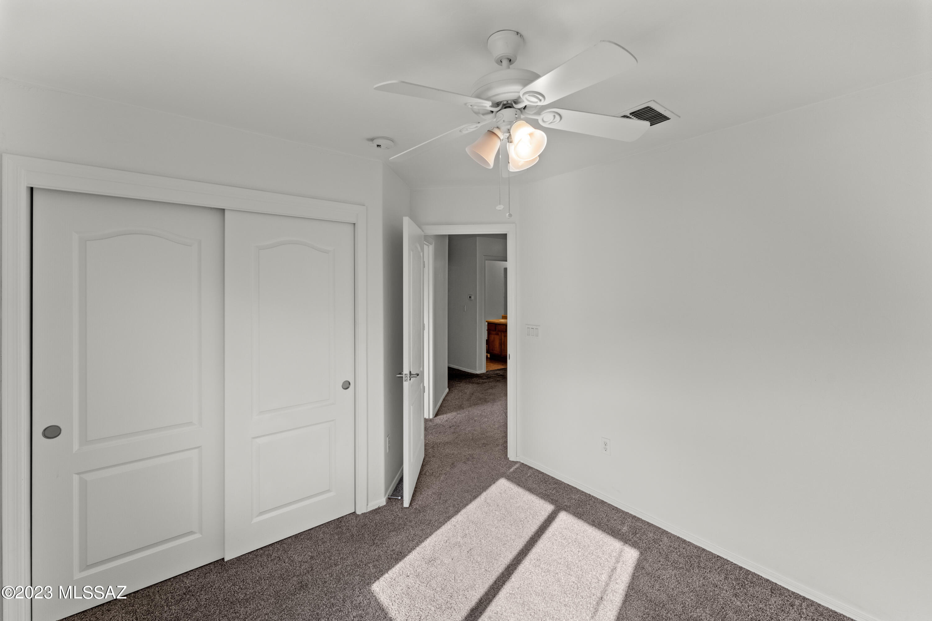 971 E Stronghold Canyon Lane