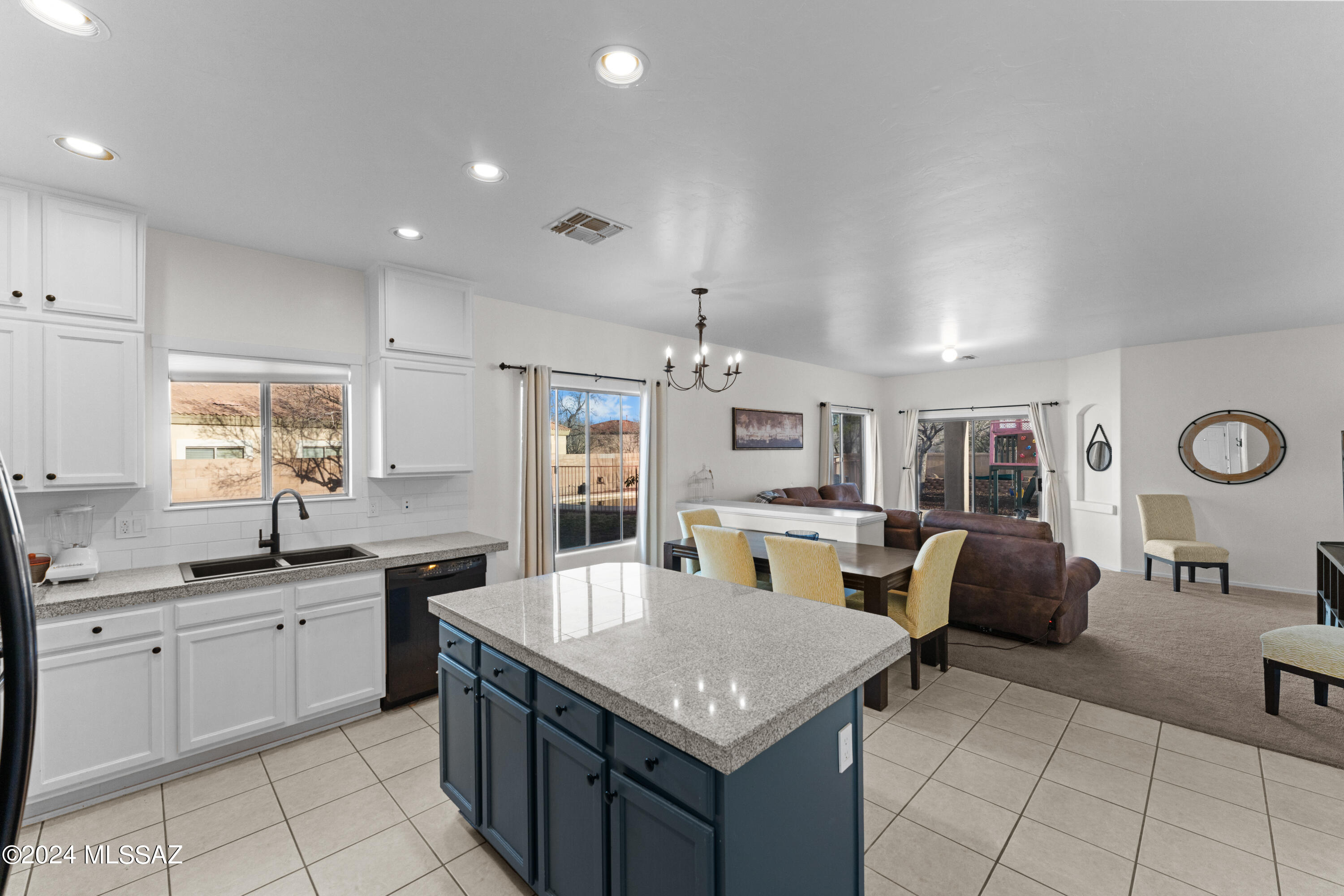 152 E Corte Rancho Encanto