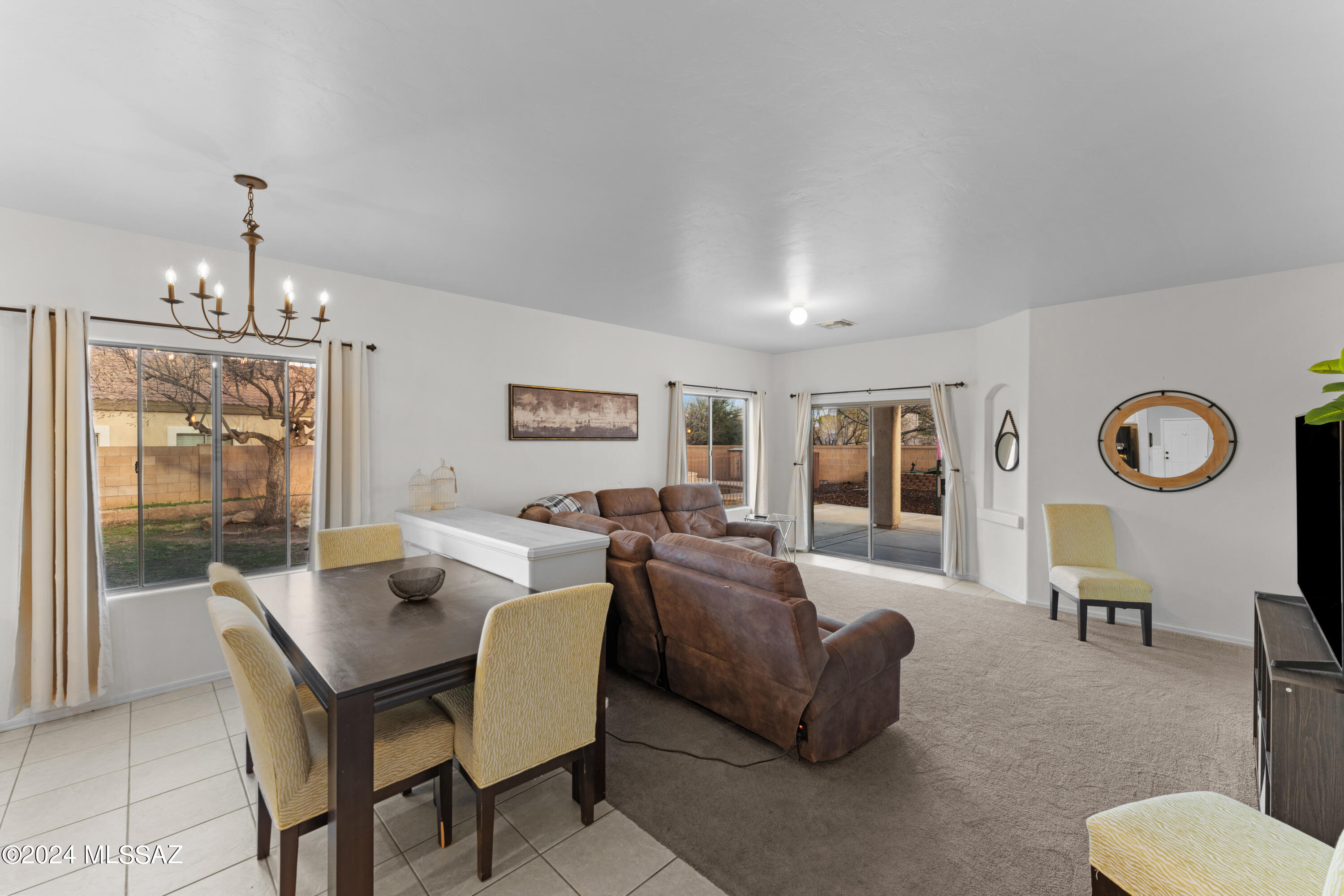 152 E Corte Rancho Encanto