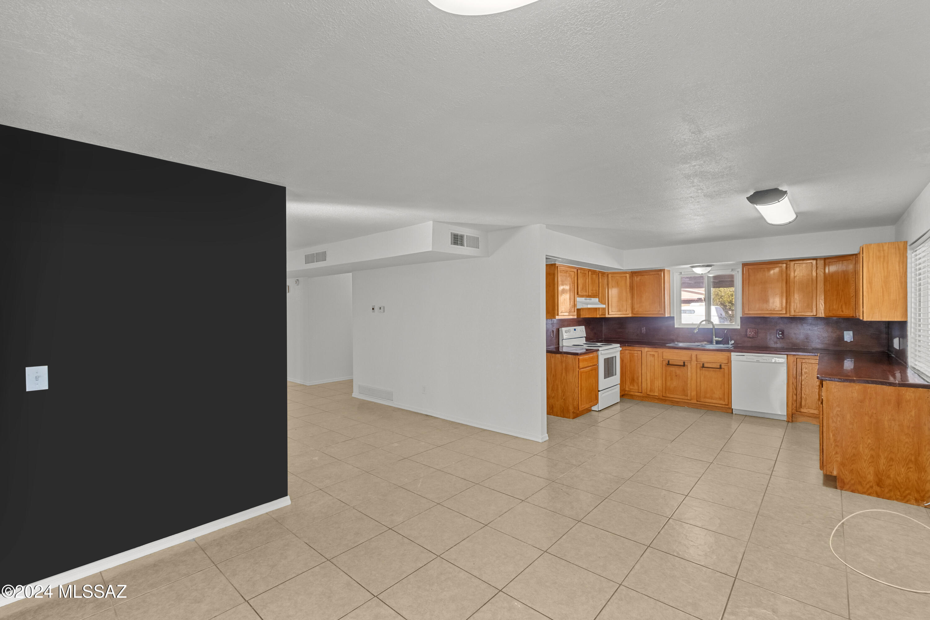 3332 S Stearn Lake Drive