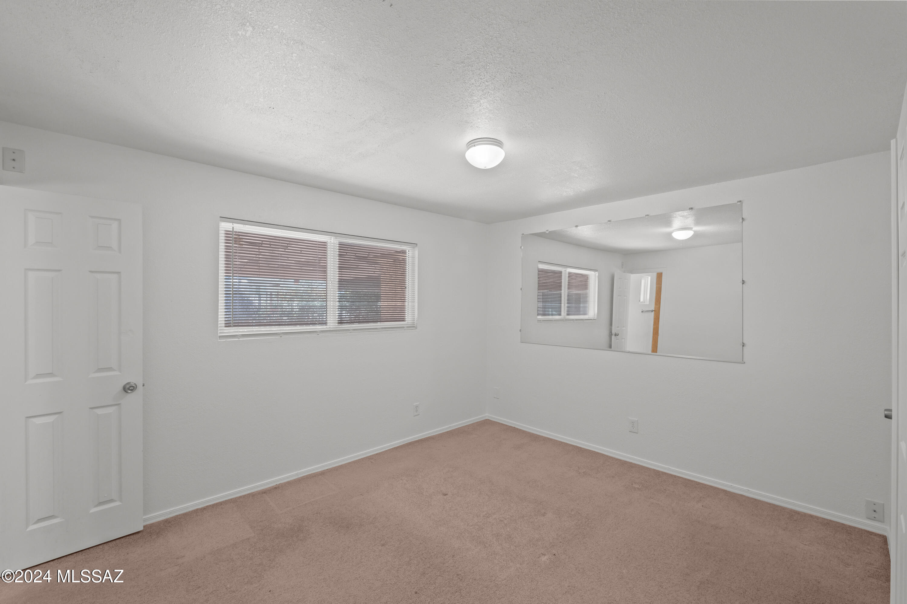 3332 S Stearn Lake Drive