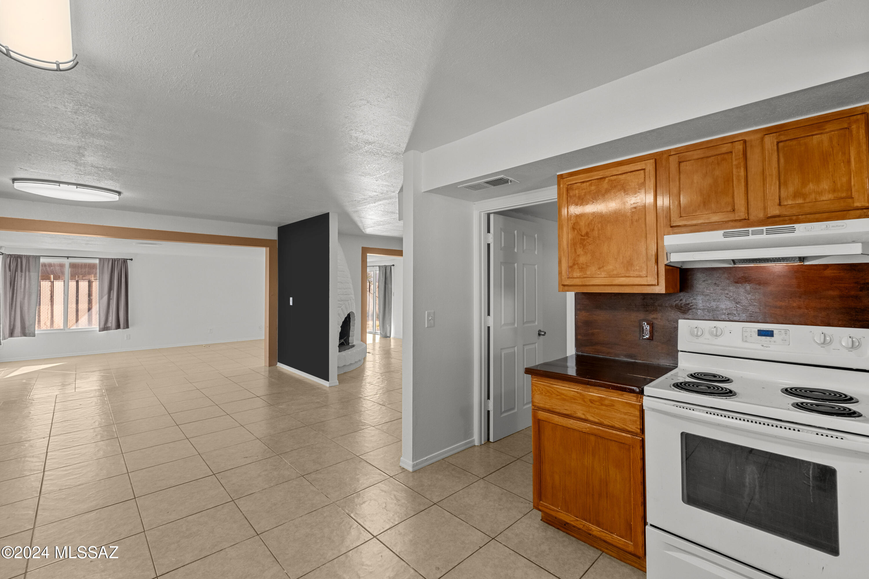 3332 S Stearn Lake Drive