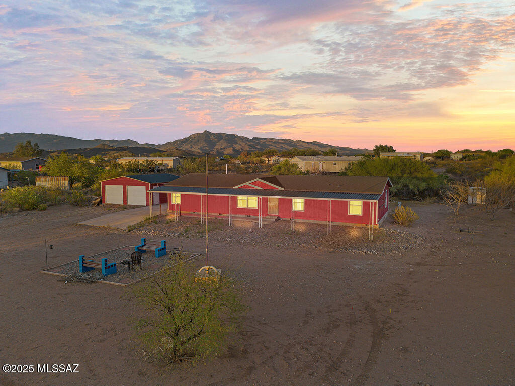 12757 S Red Horizon Trail