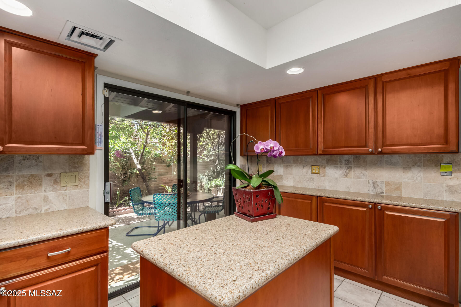 4631 N Camino Campero