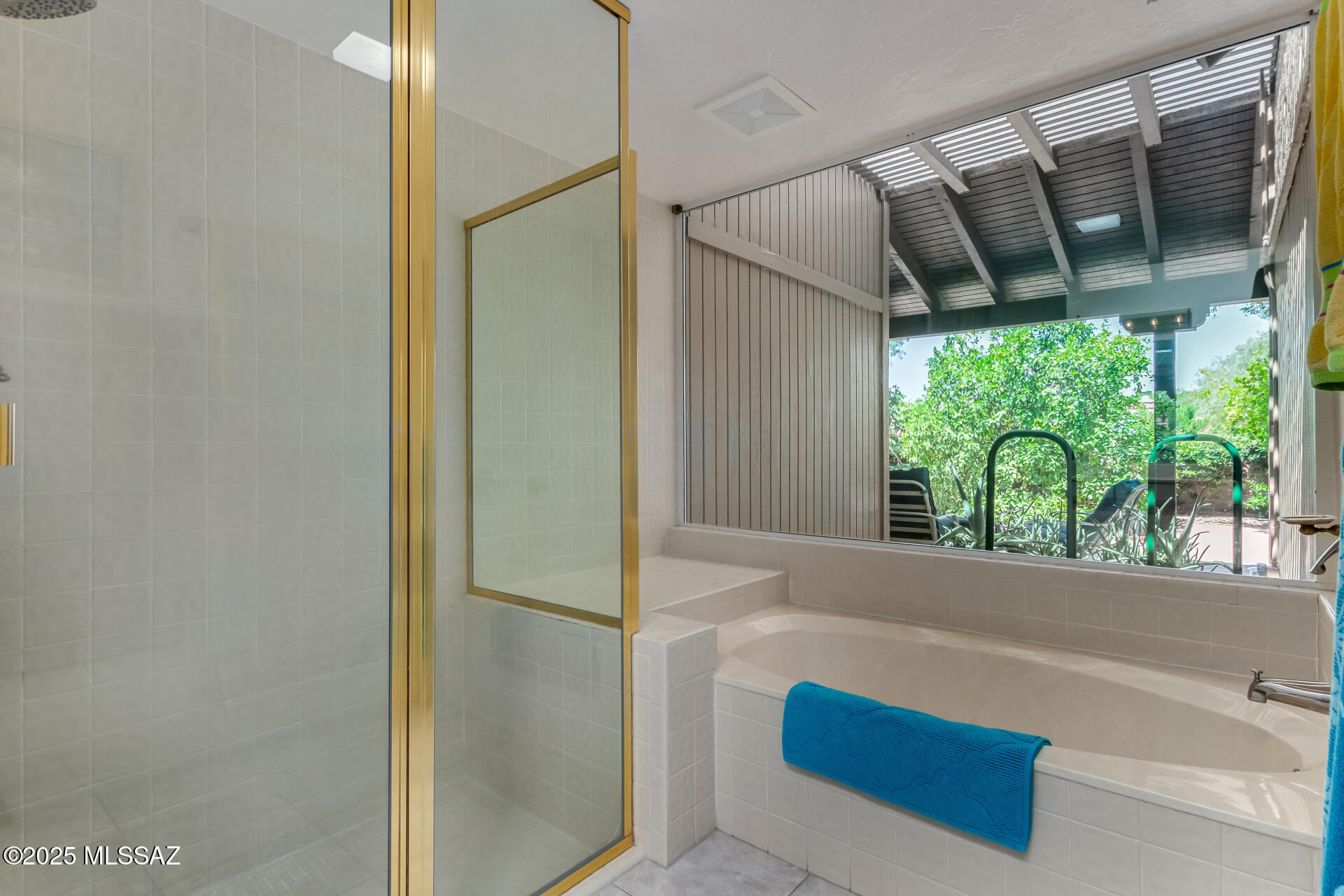 4631 N Camino Campero