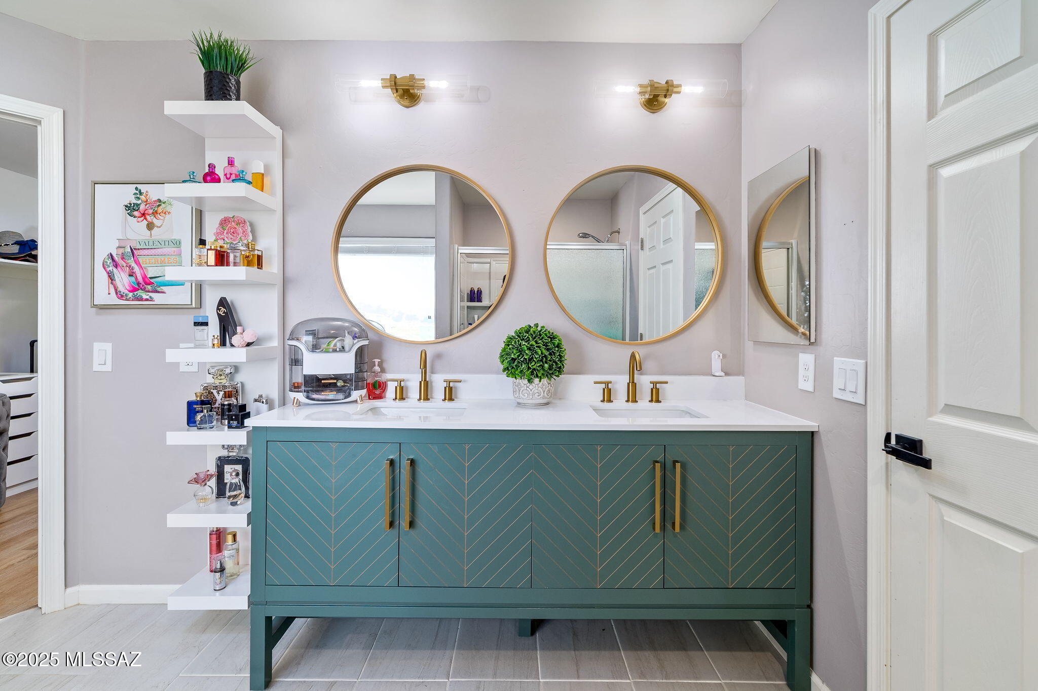 12111 E Domnitch Drive