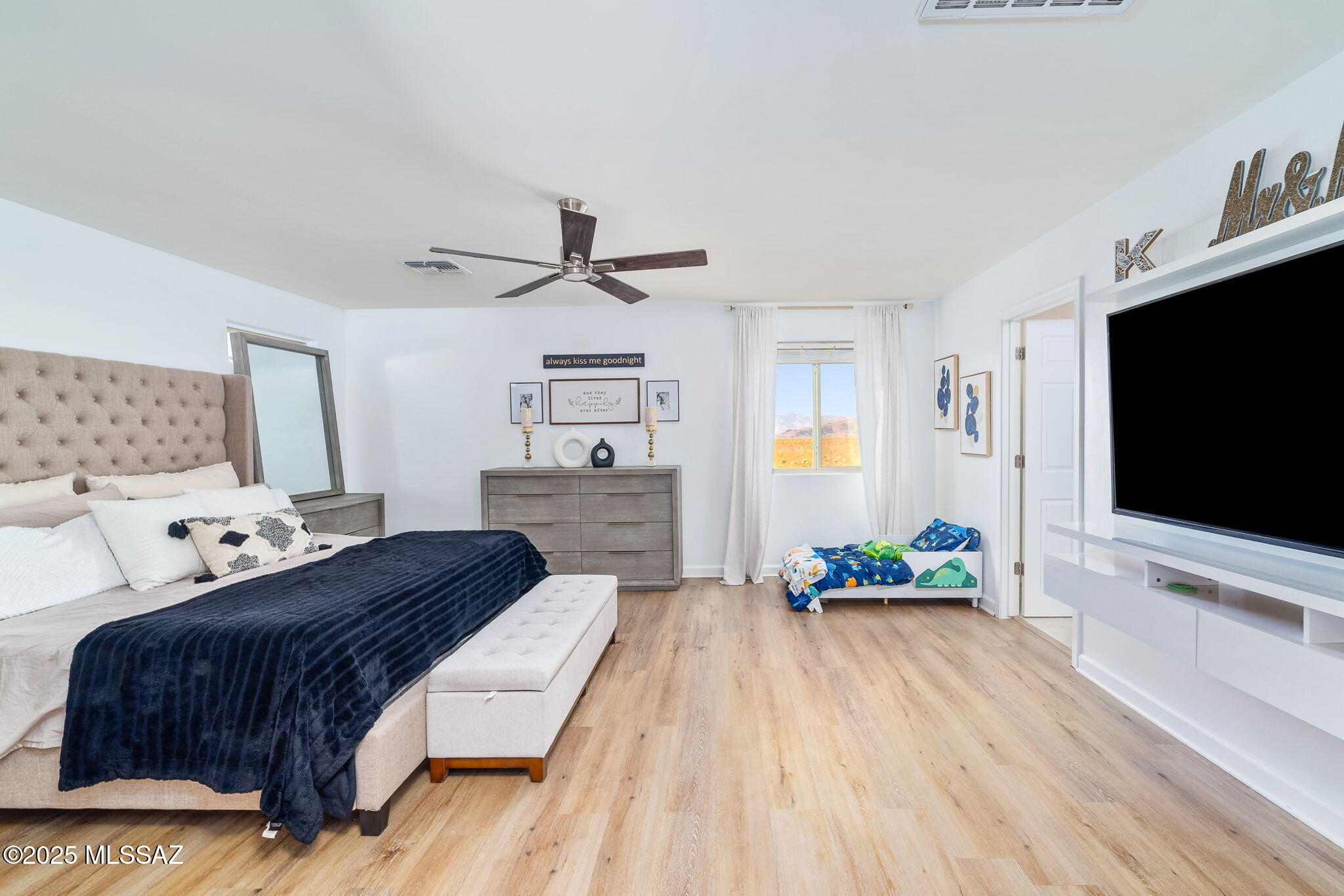 12111 E Domnitch Drive