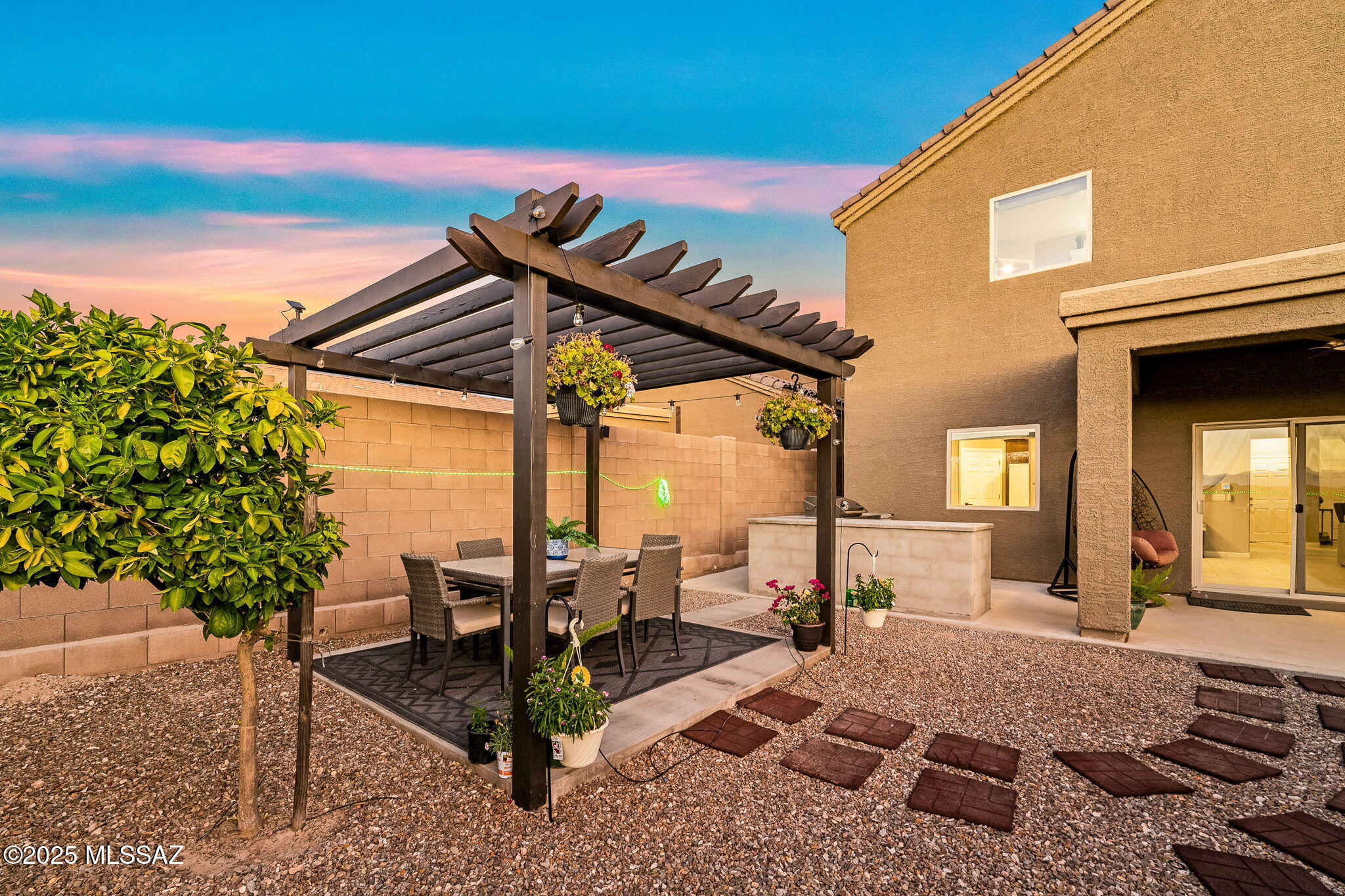 12111 E Domnitch Drive