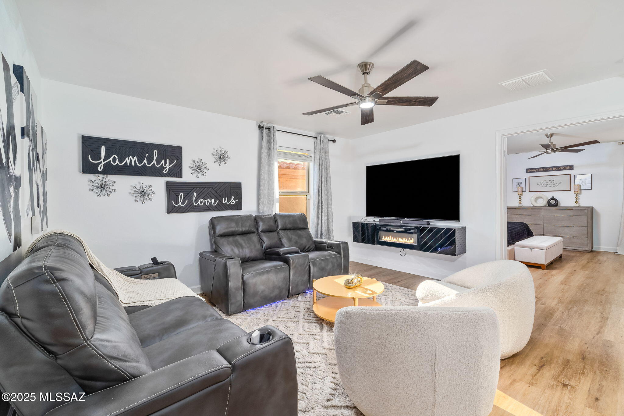 12111 E Domnitch Drive