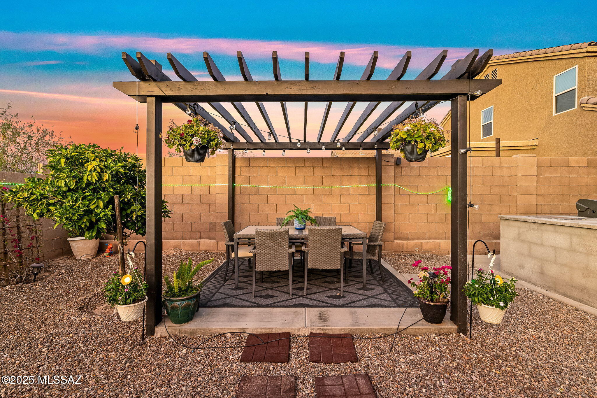 12111 E Domnitch Drive