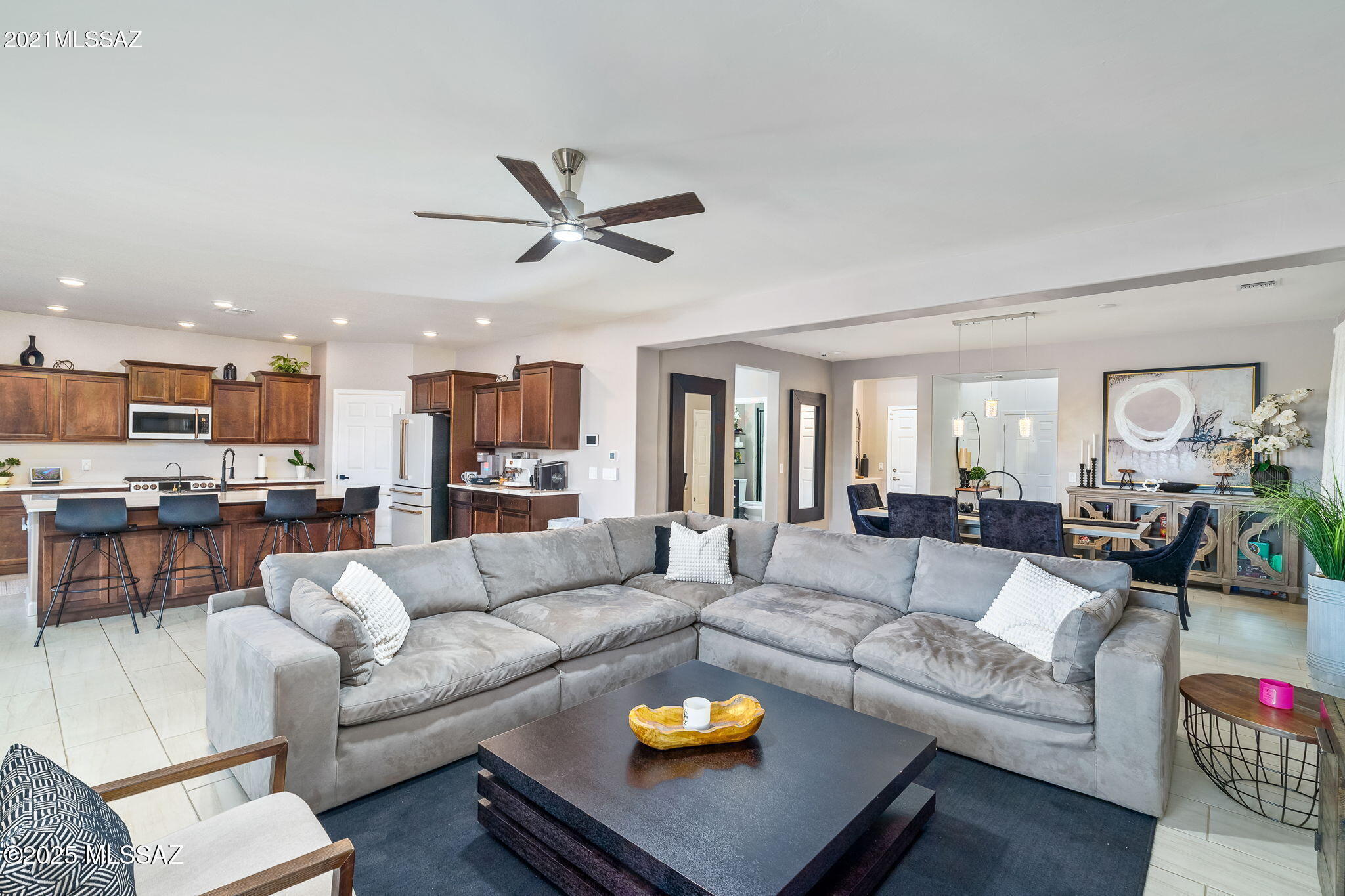 12111 E Domnitch Drive