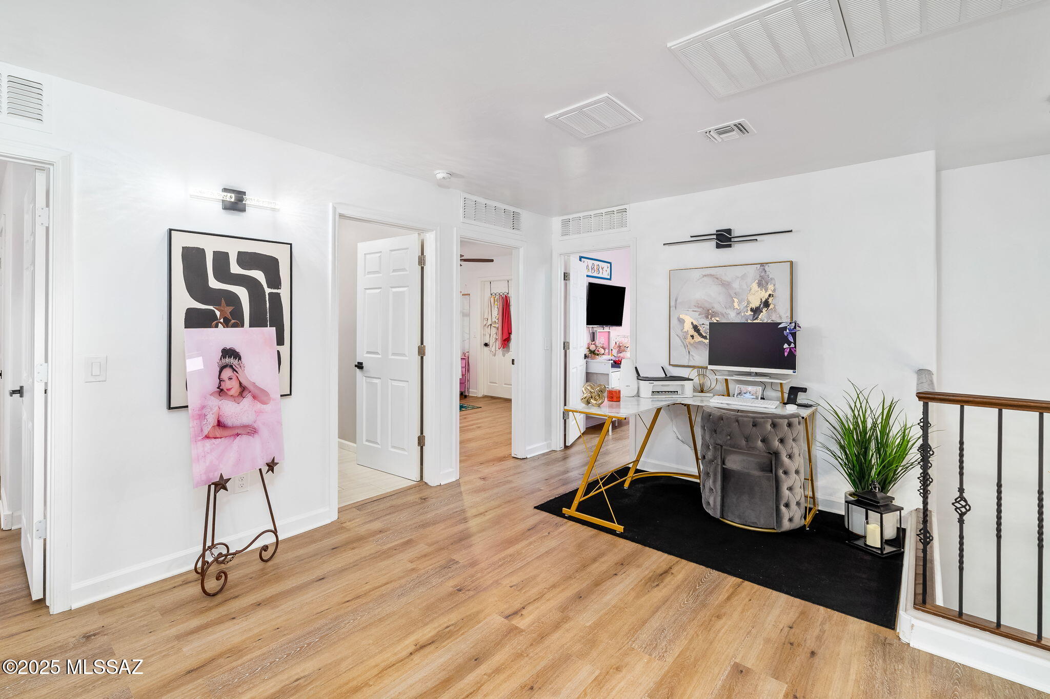 12111 E Domnitch Drive