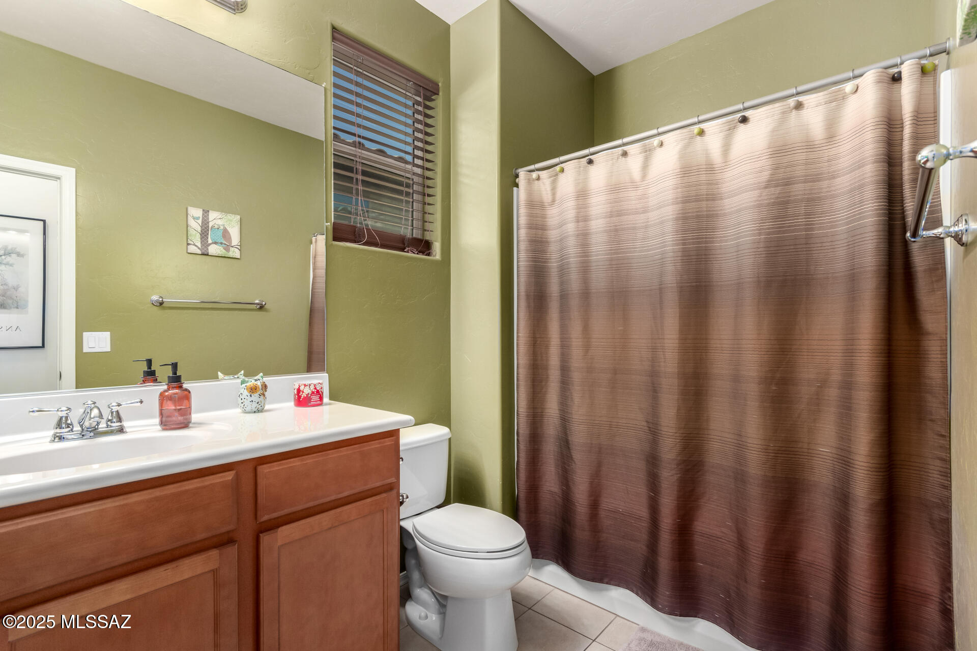 12147 N Golden Mirror Drive