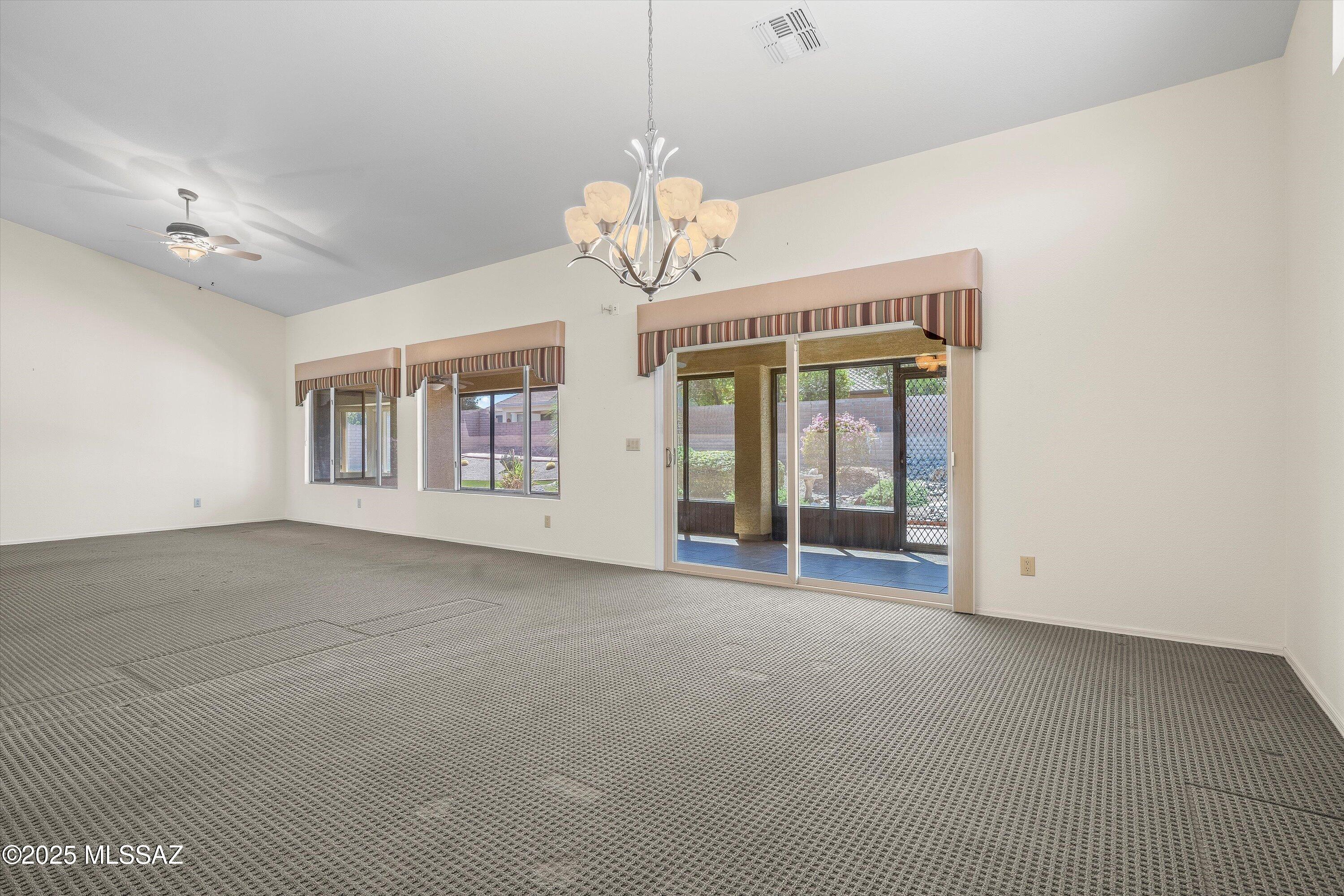 2426 E Desert Pueblo Pass