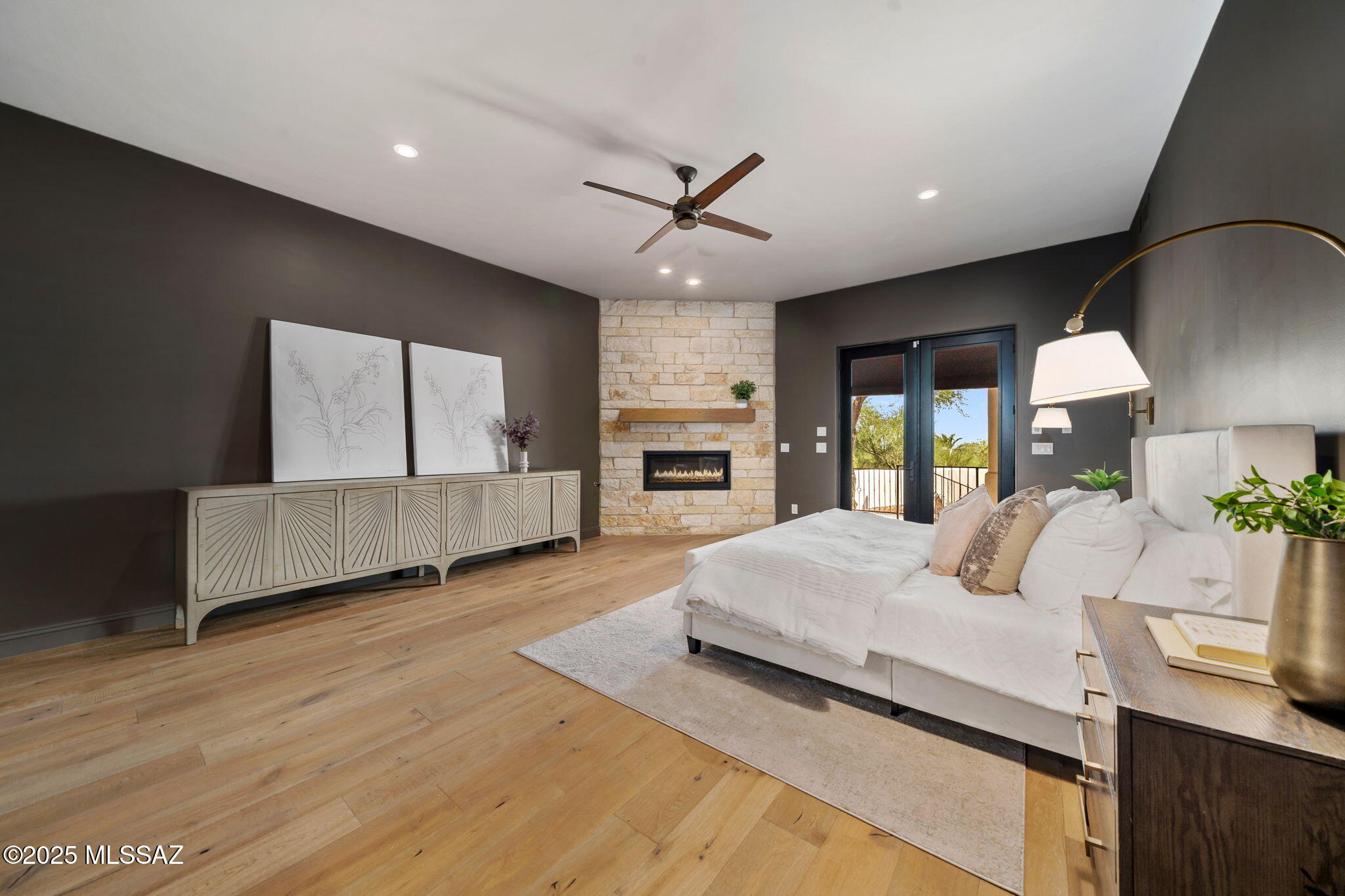 7370 N Catalina Ridge Drive