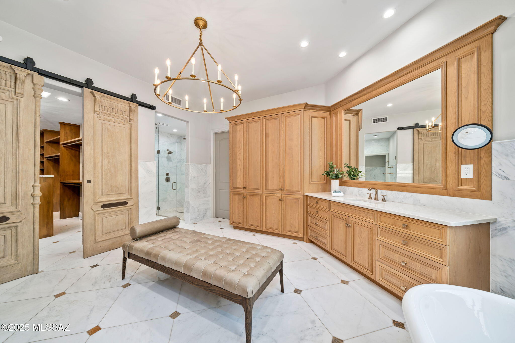 7370 N Catalina Ridge Drive