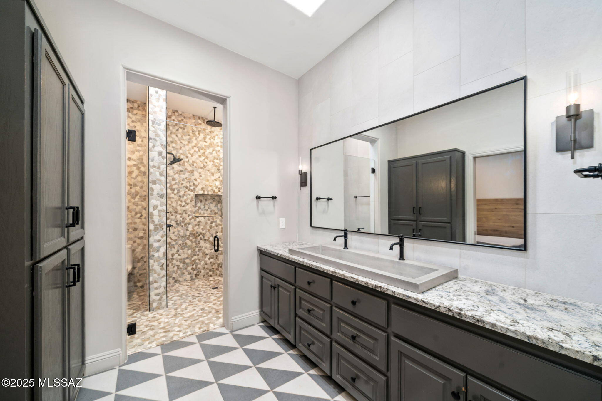 7370 N Catalina Ridge Drive