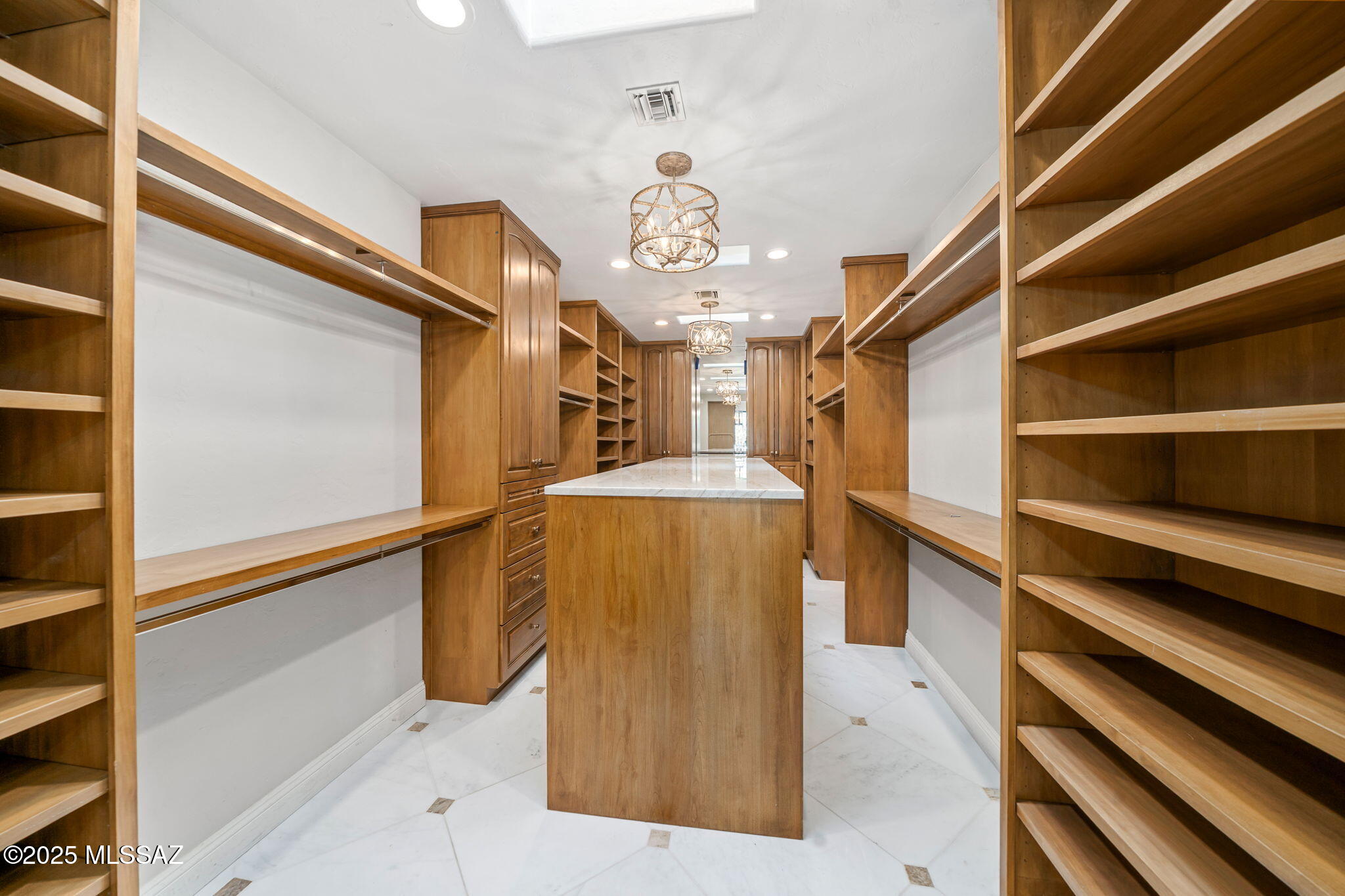 7370 N Catalina Ridge Drive