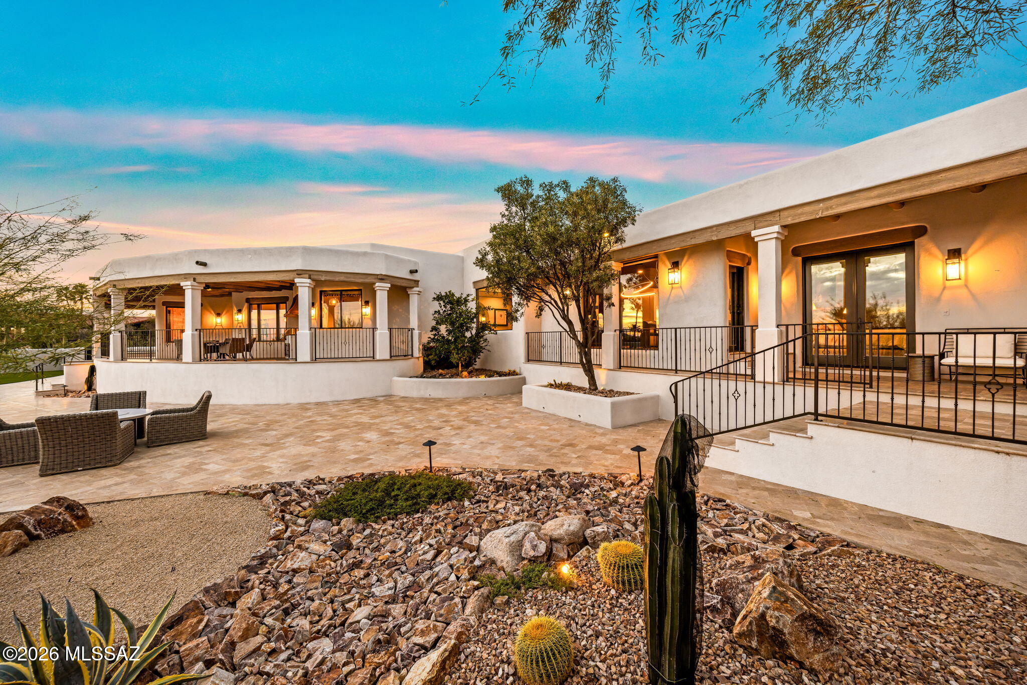 7370 N Catalina Ridge Drive