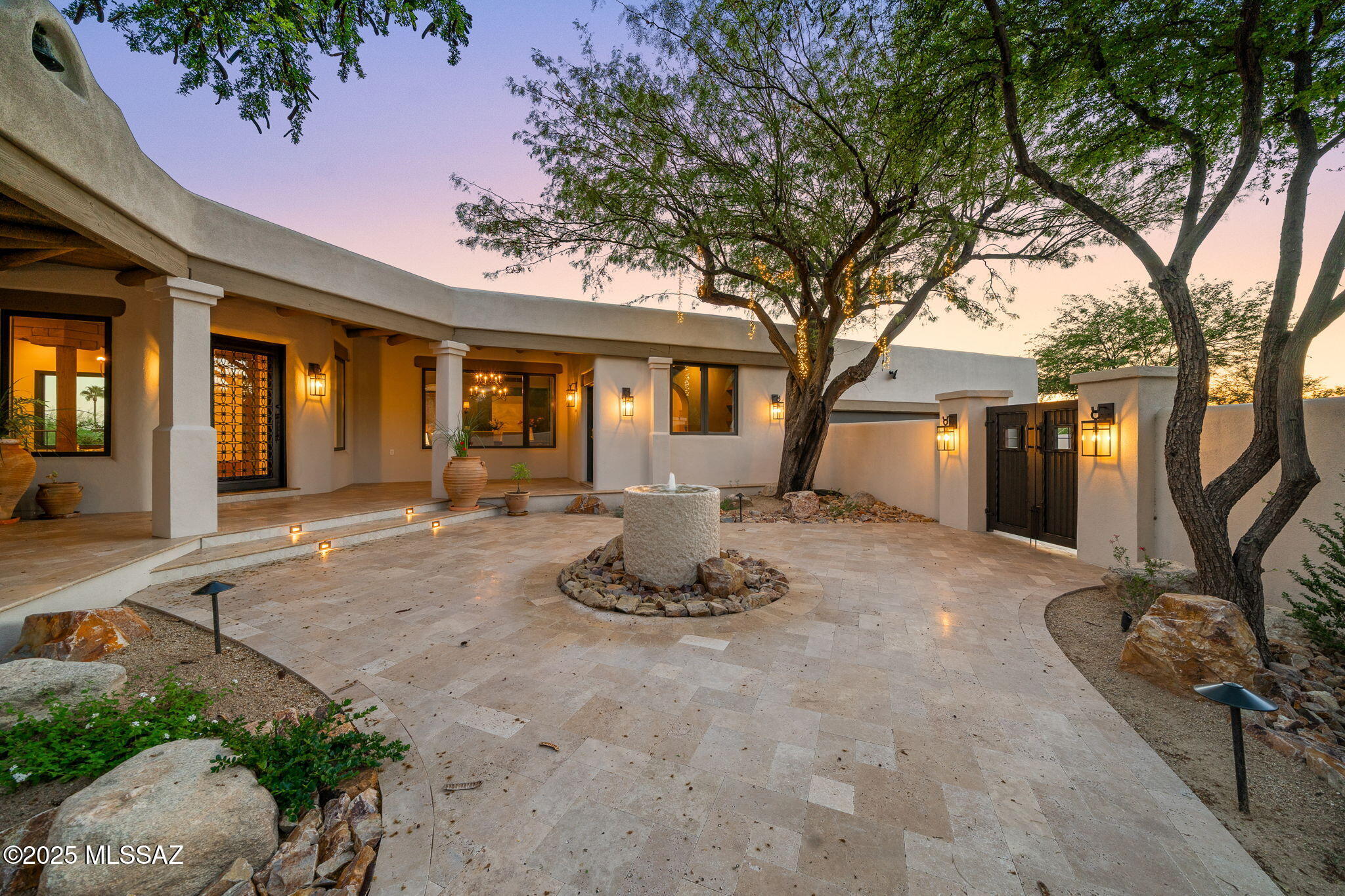 7370 N Catalina Ridge Drive