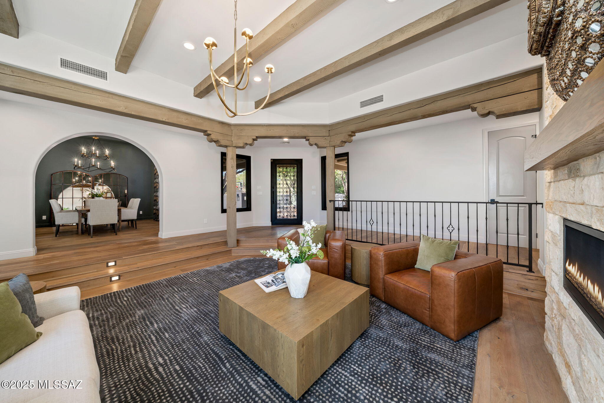 7370 N Catalina Ridge Drive