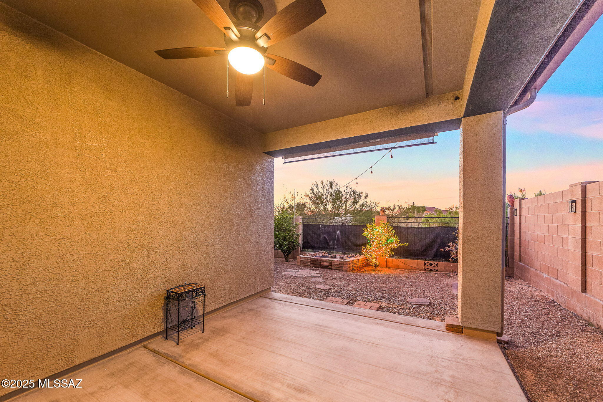12147 N Golden Mirror Drive