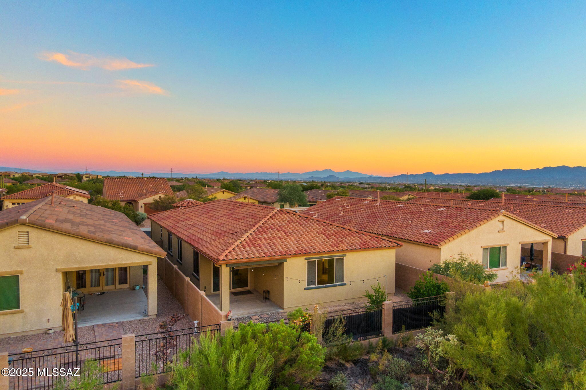 12147 N Golden Mirror Drive