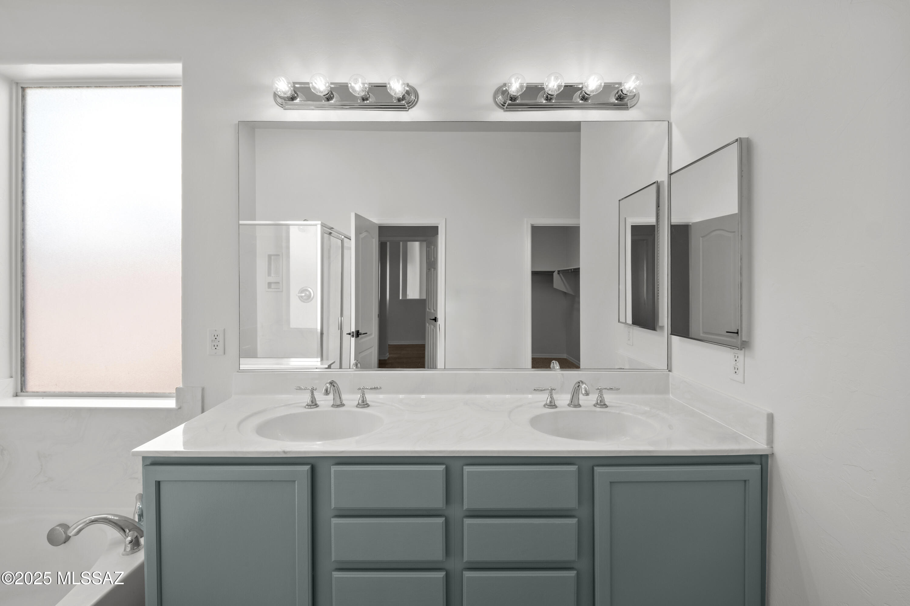 15754 S Camino Del Dragon