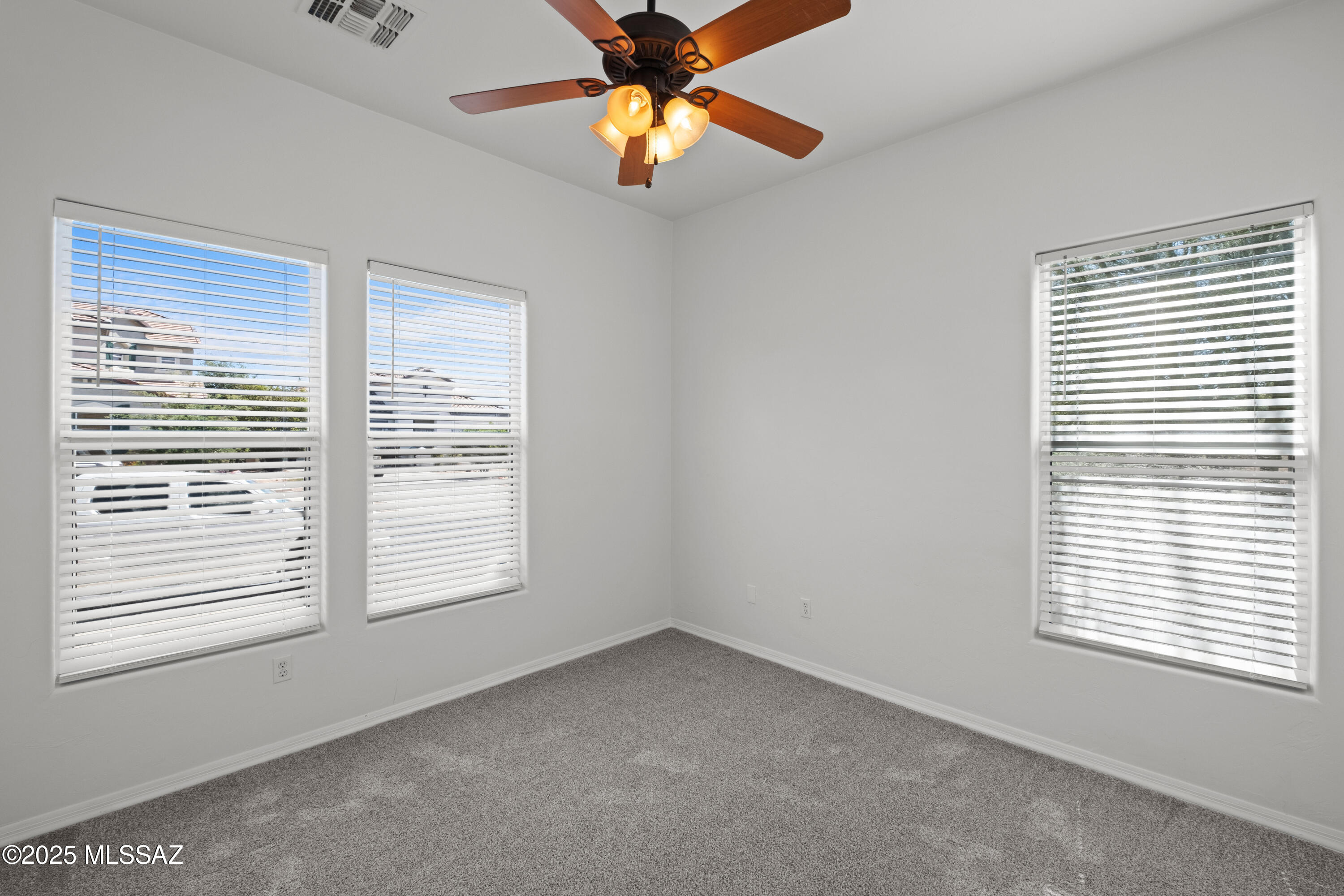 15754 S Camino Del Dragon