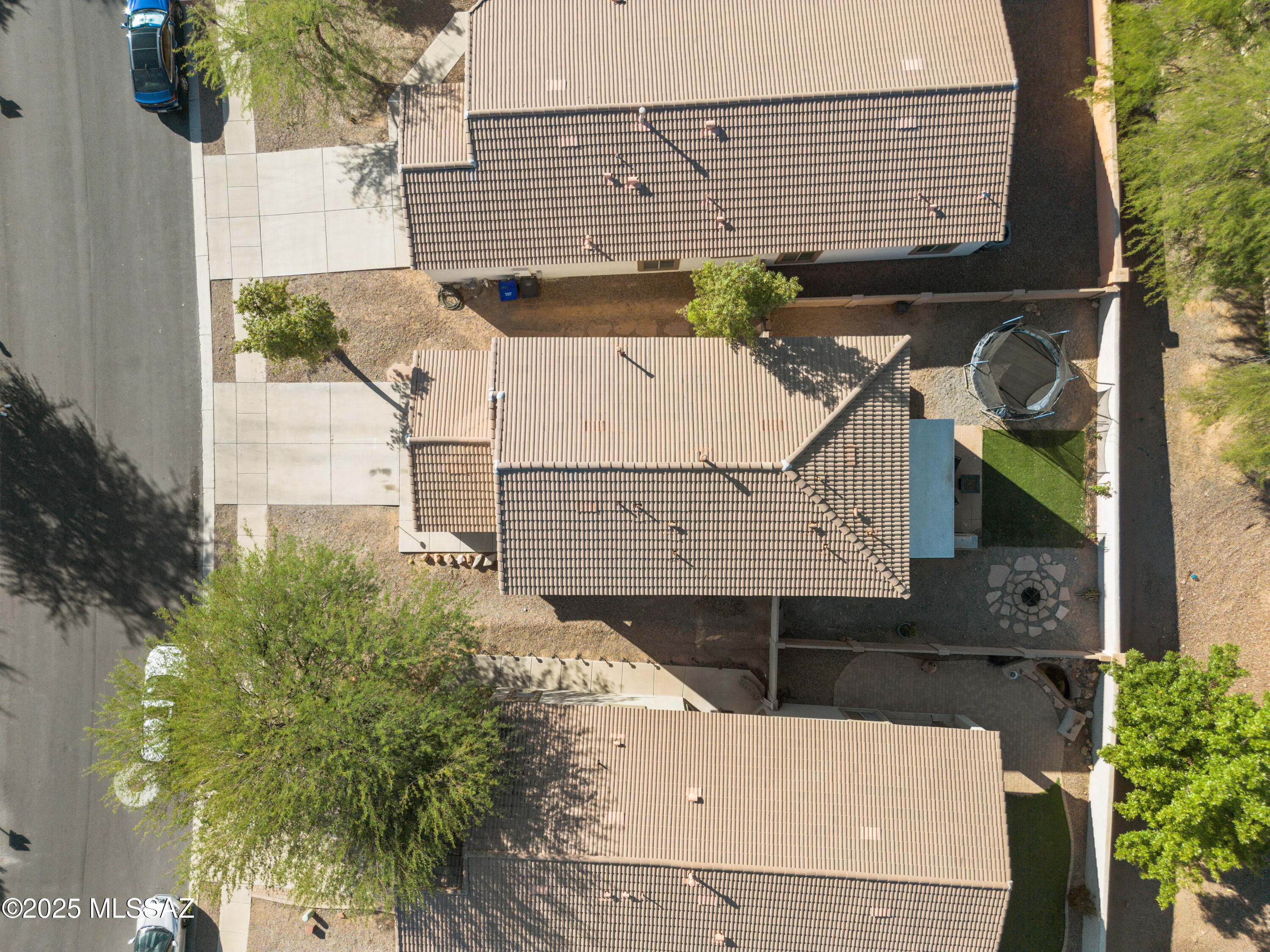 147 E Calle Puente Azul