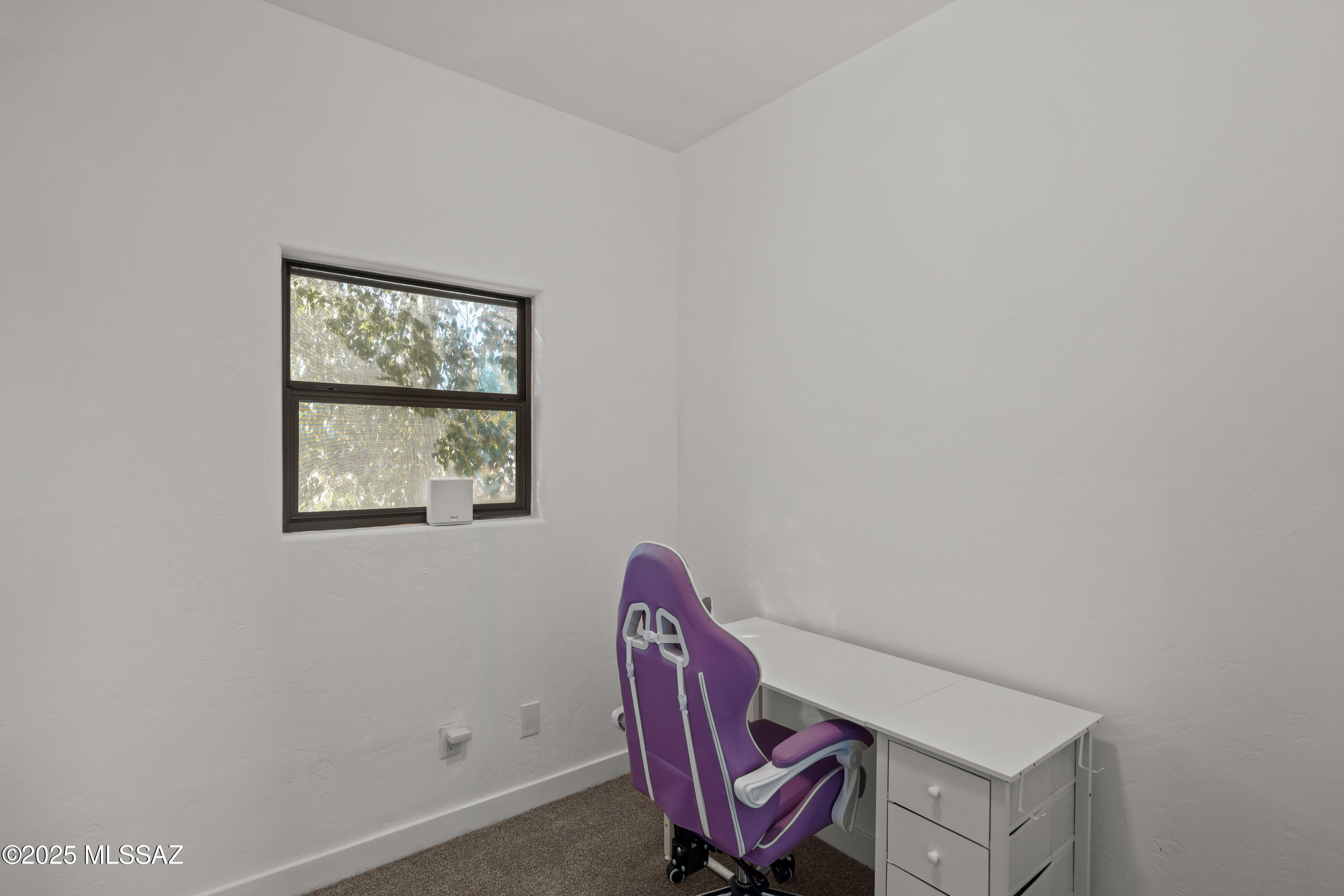 147 E Calle Puente Azul