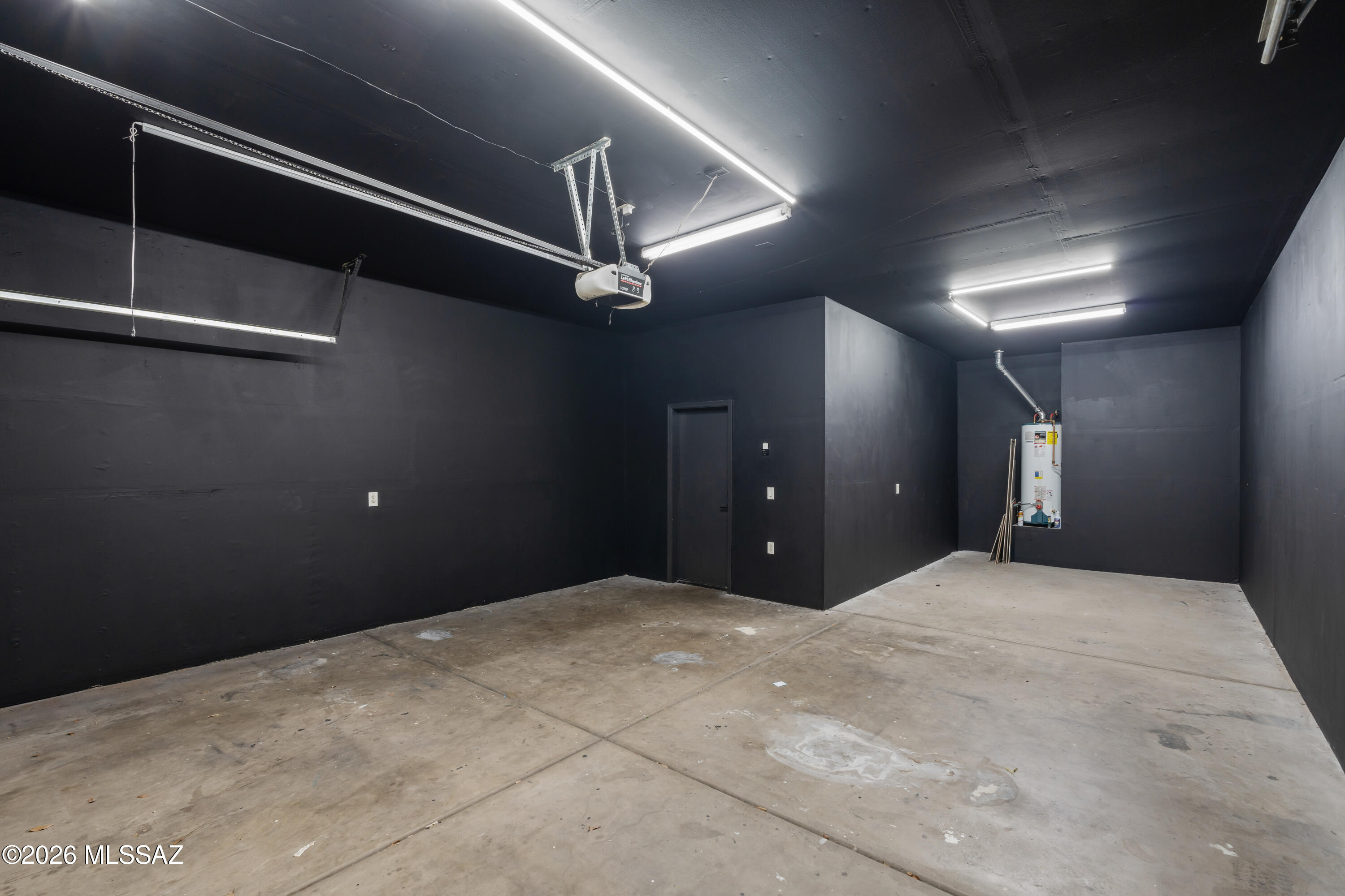 86 E Camino Rancho Cielo