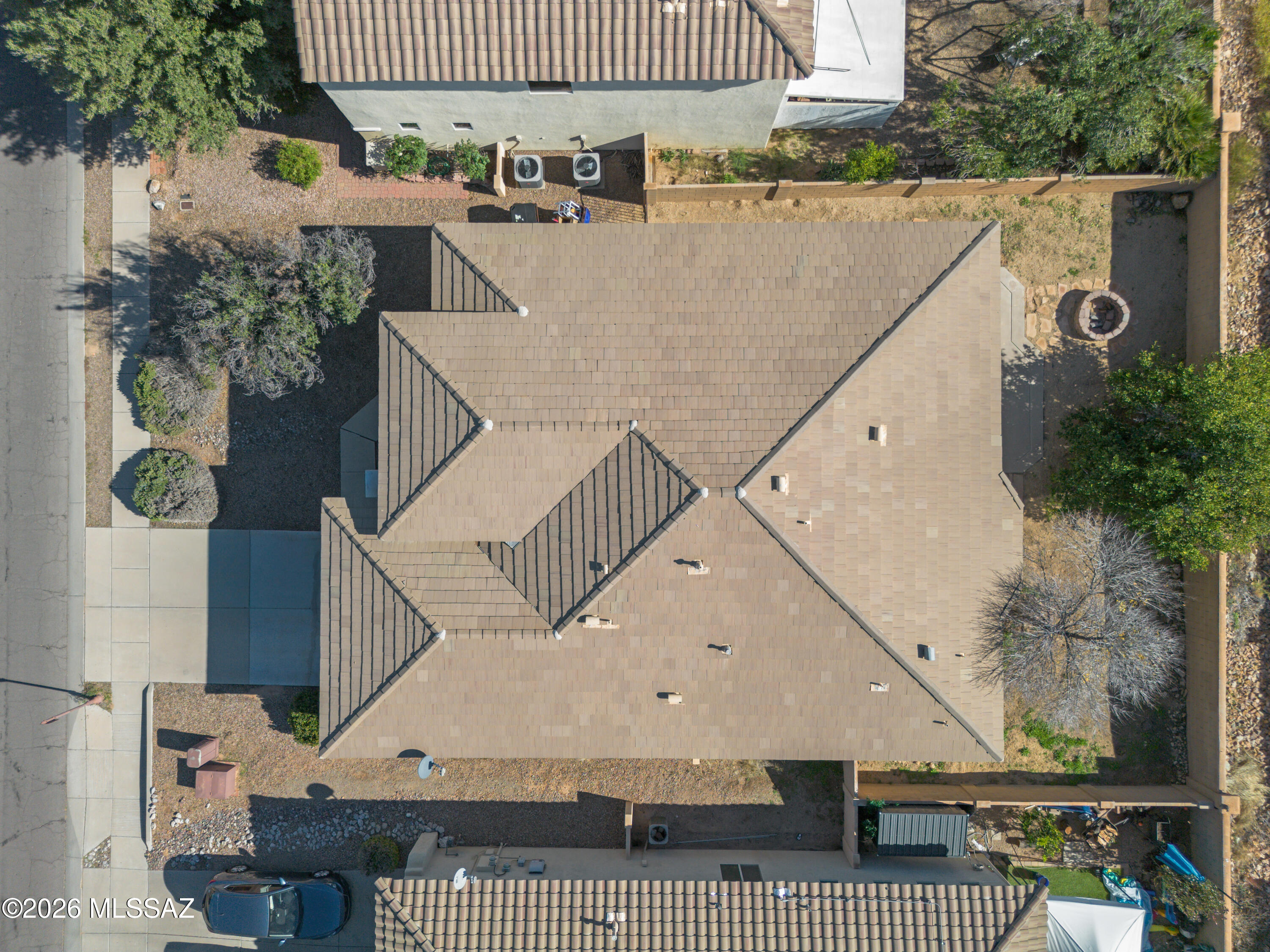 86 E Camino Rancho Cielo