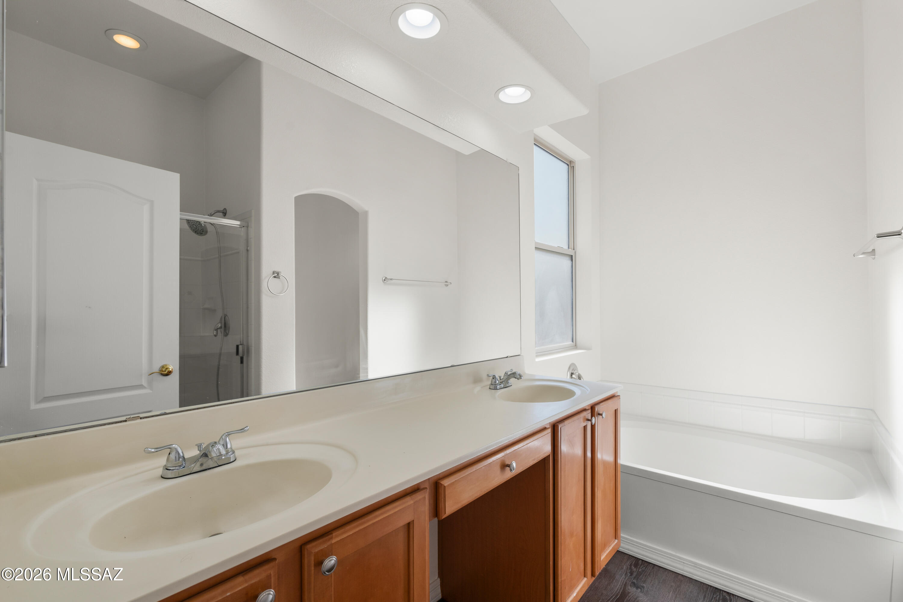 86 E Camino Rancho Cielo