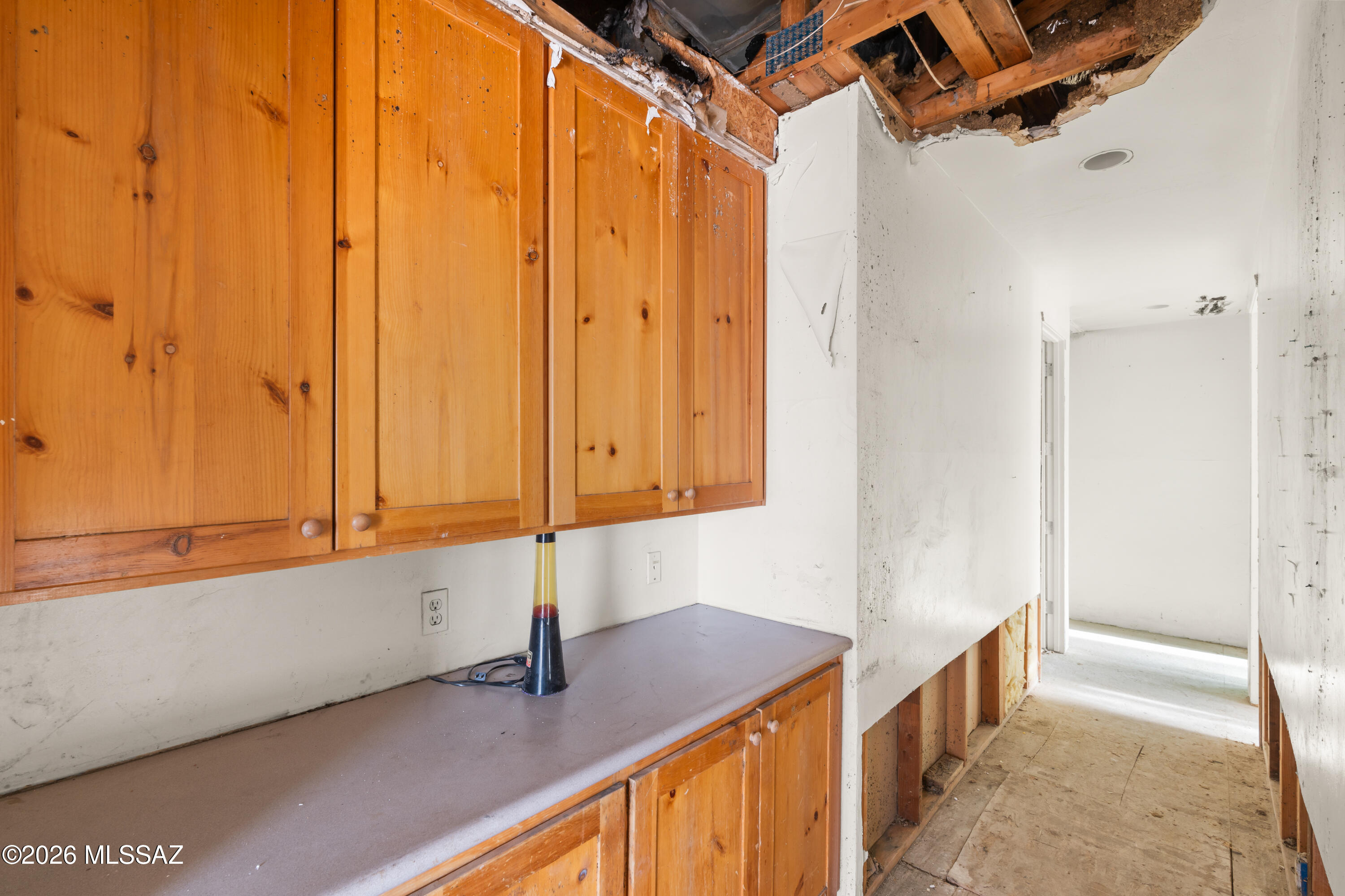 4031 E Bujia Primera