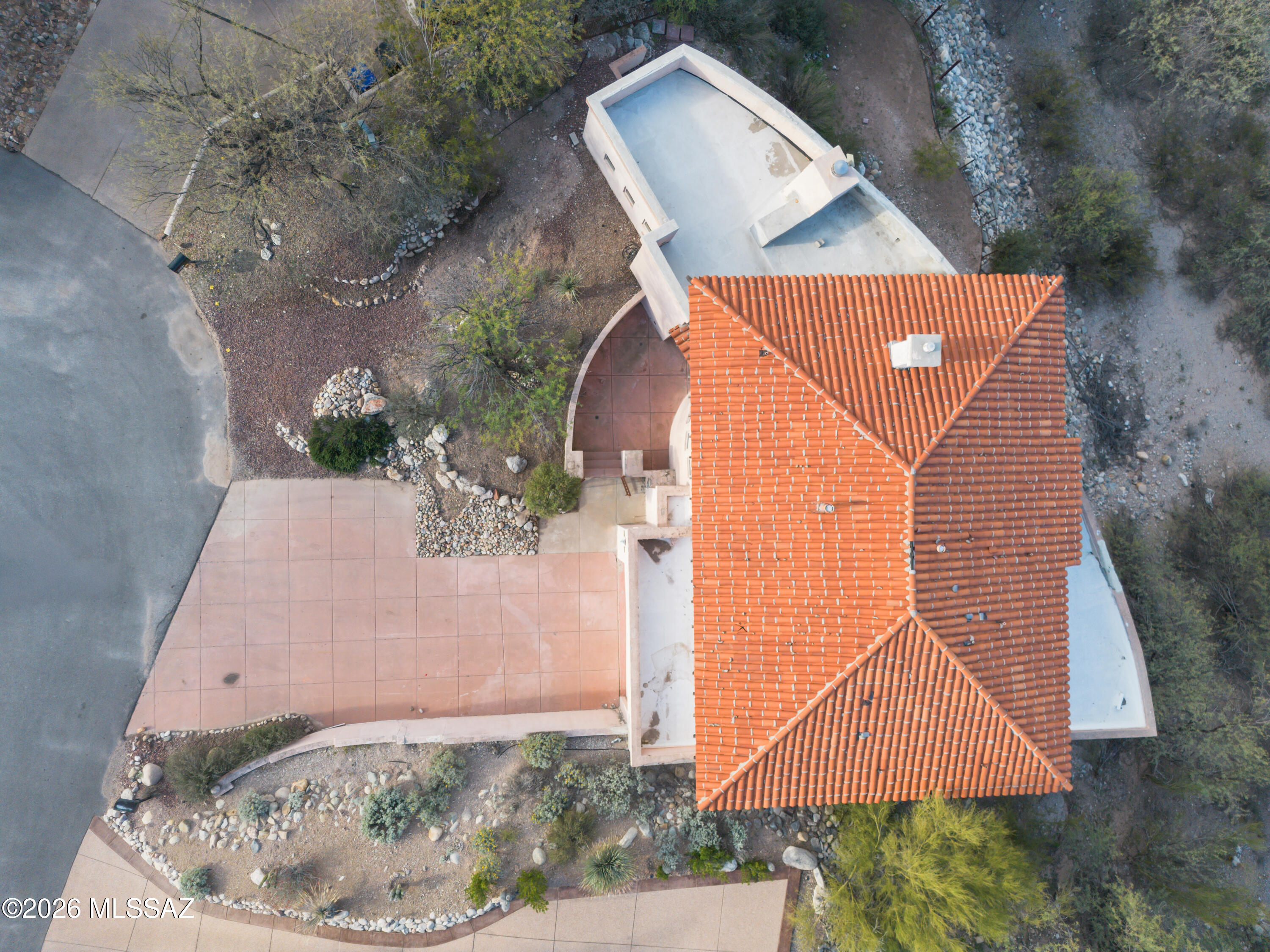 4031 E Bujia Primera