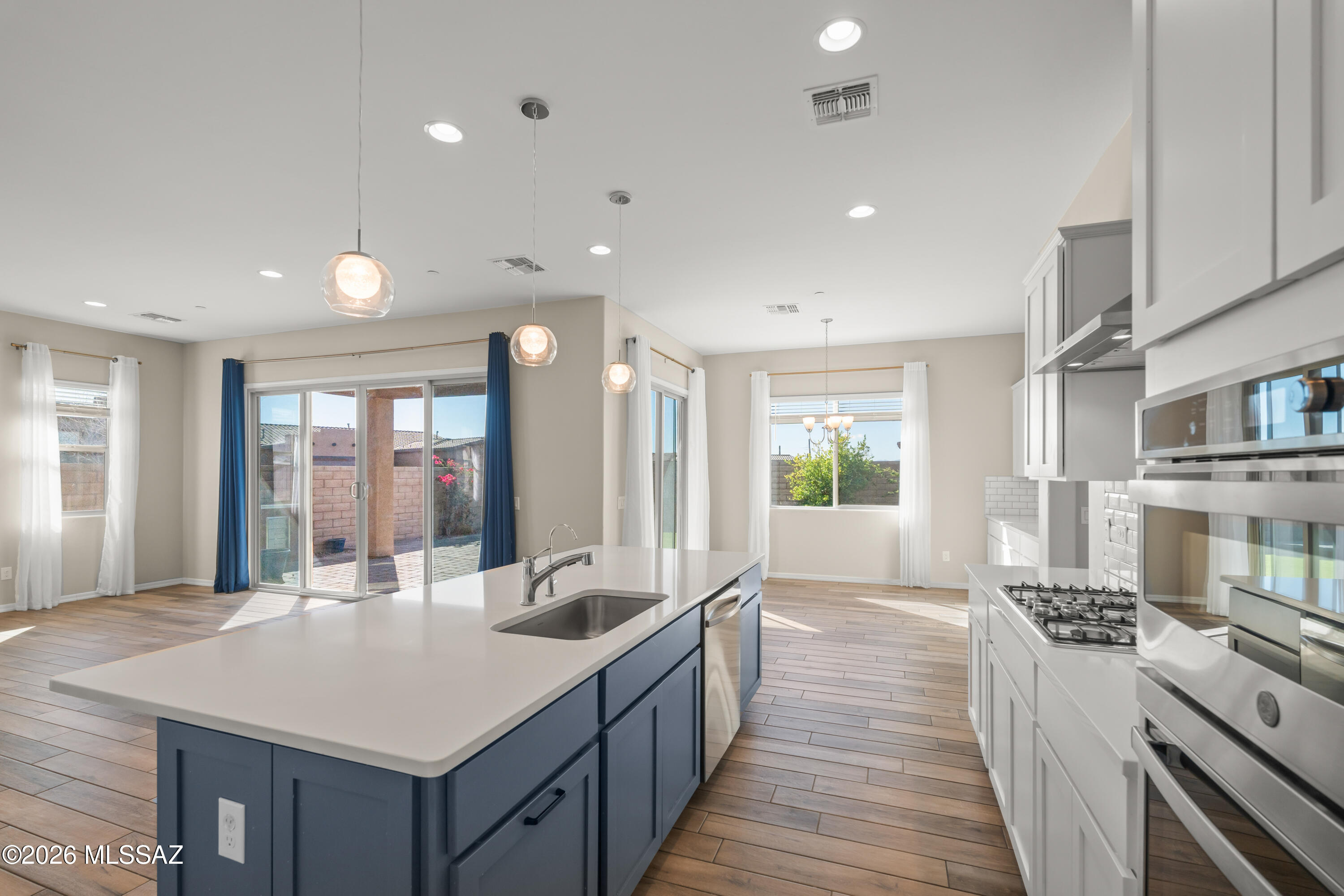 6891 W Foothills Acacia Place