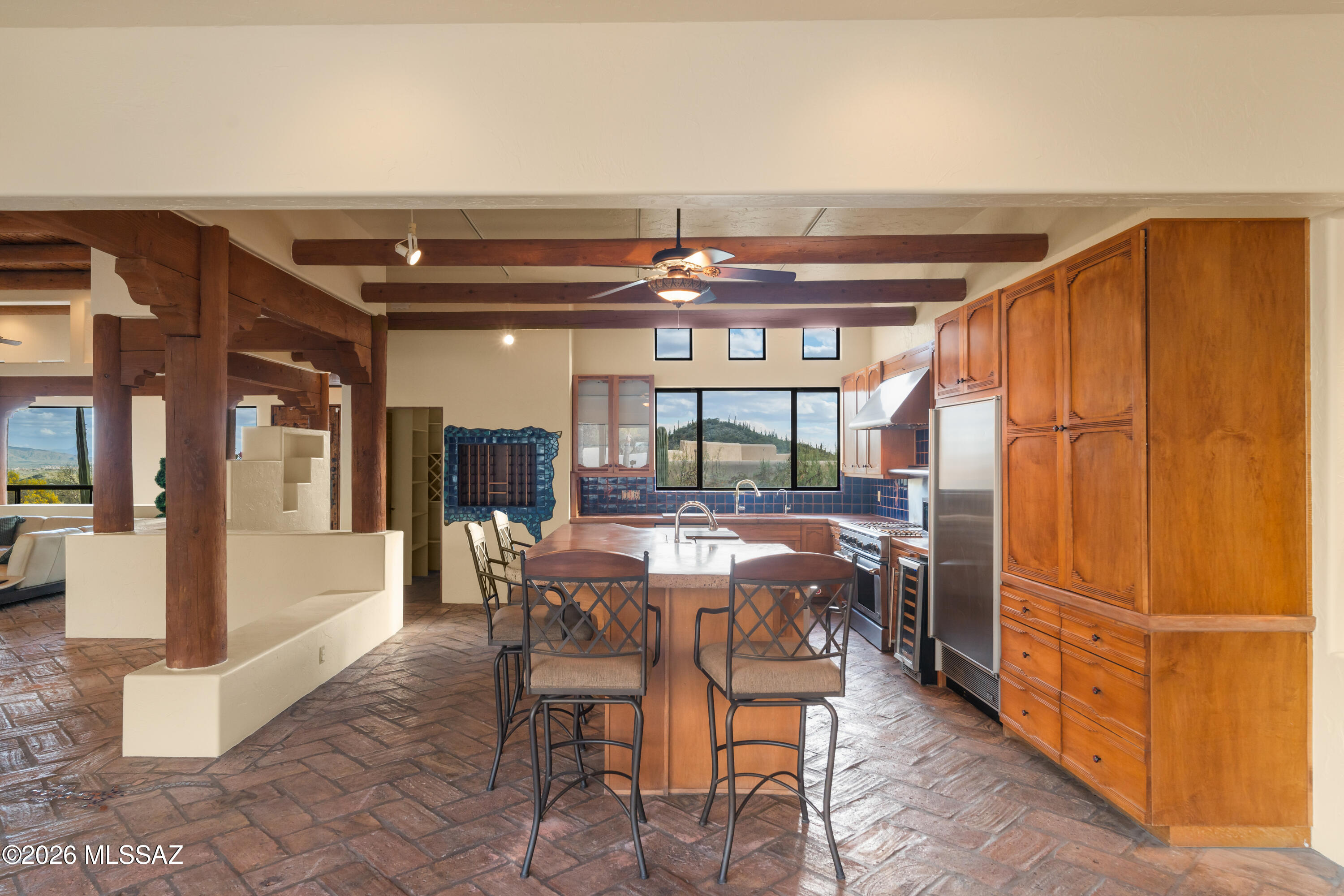 6290 E Placita El Vuelo