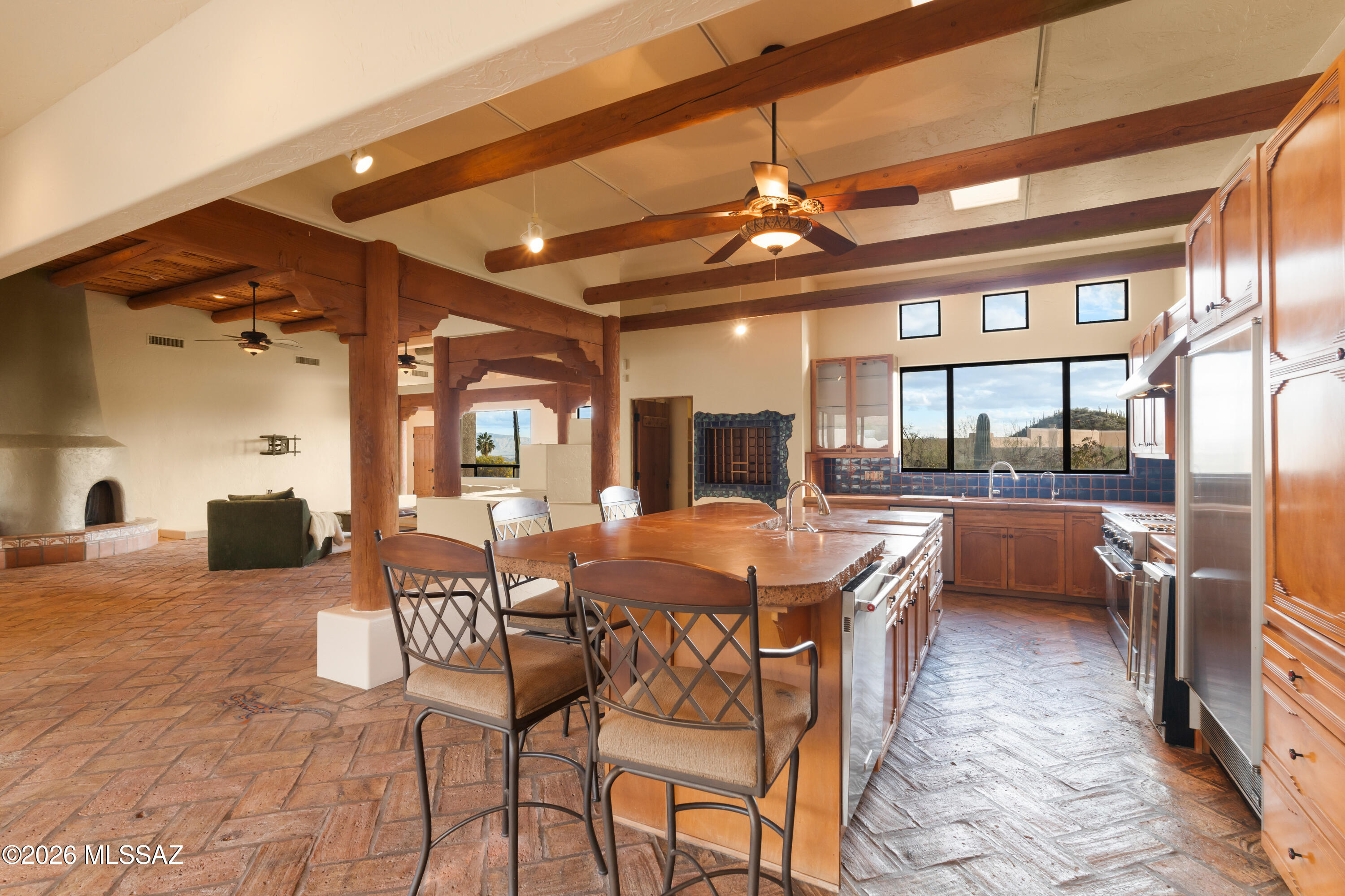 6290 E Placita El Vuelo