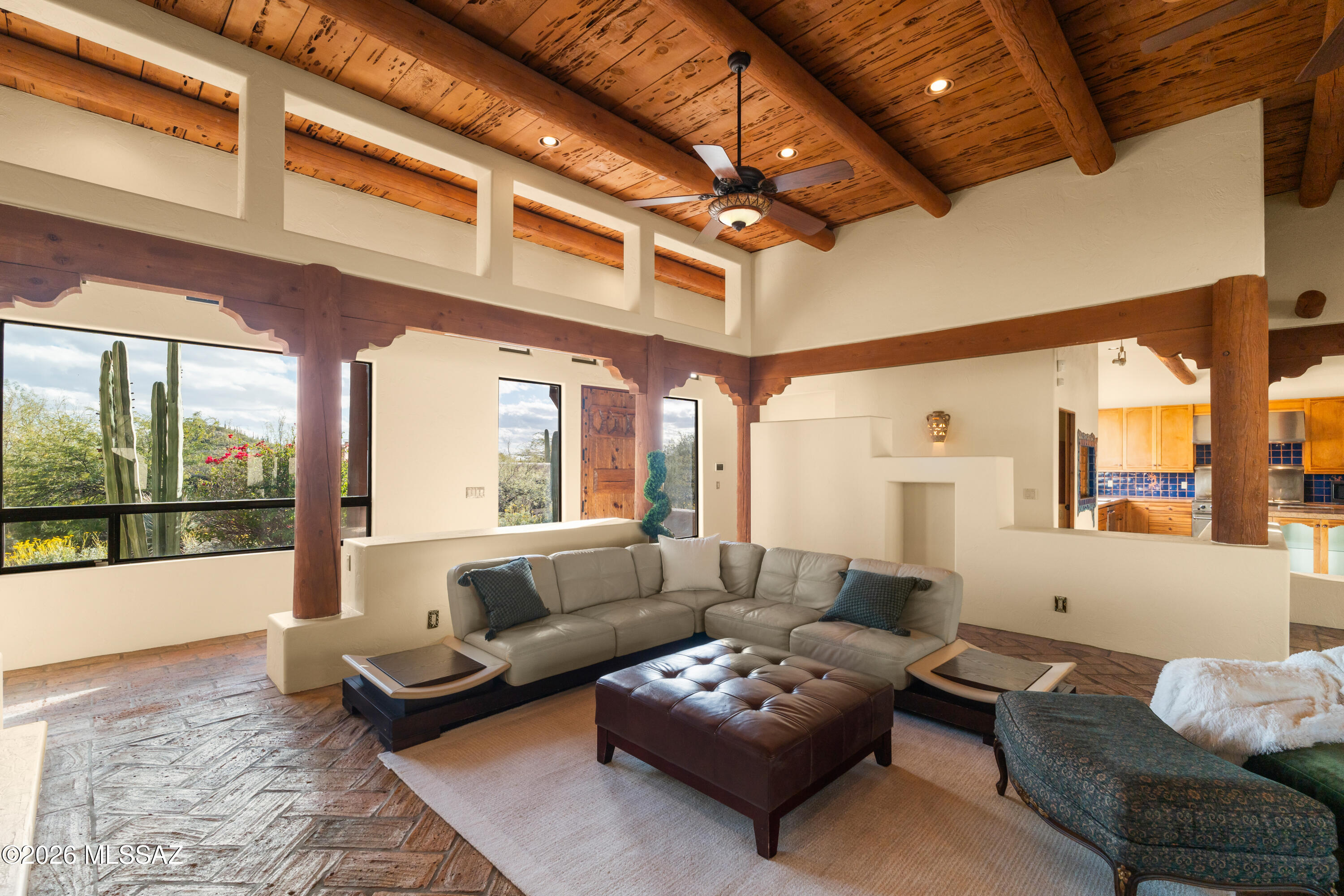 6290 E Placita El Vuelo