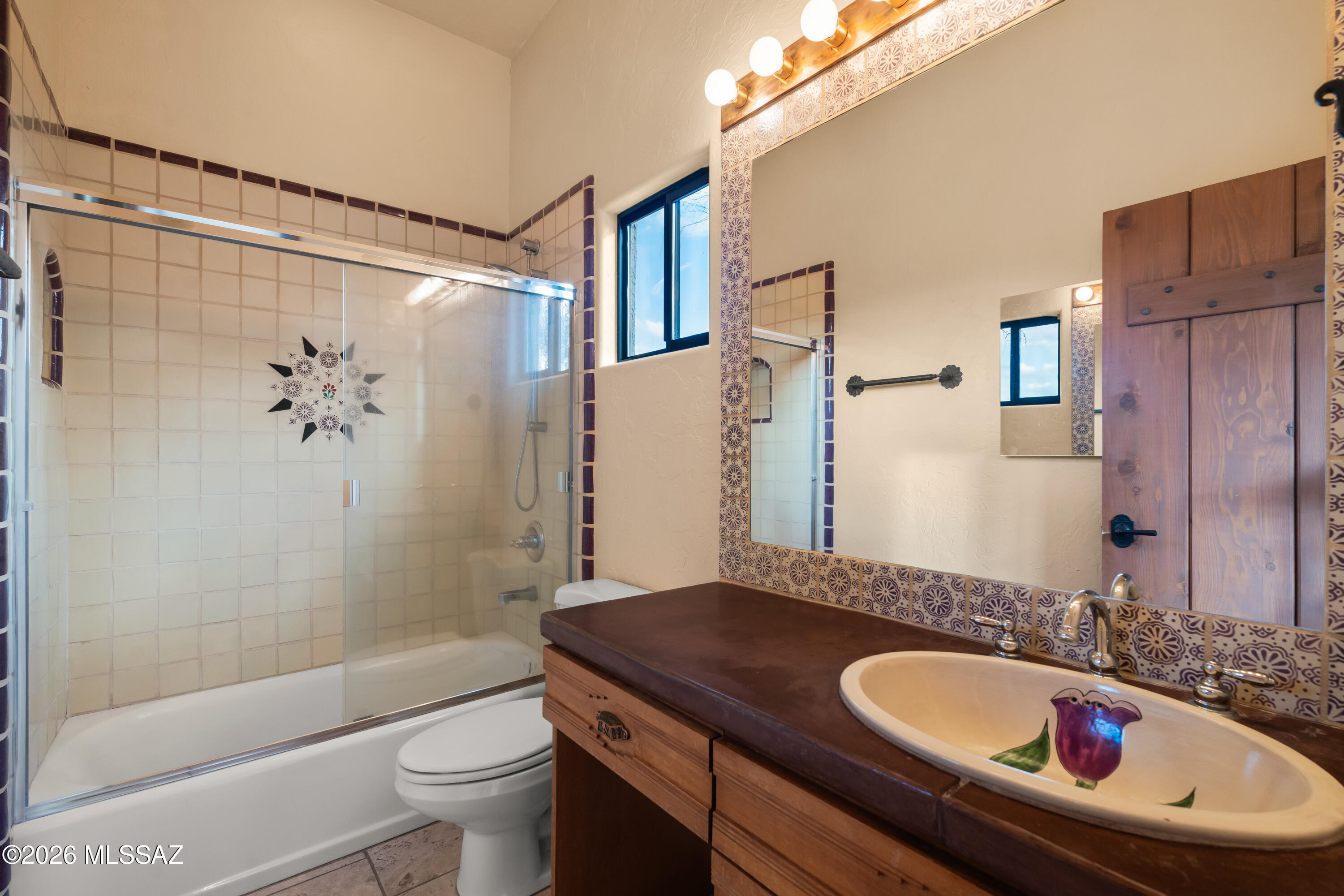 6290 E Placita El Vuelo