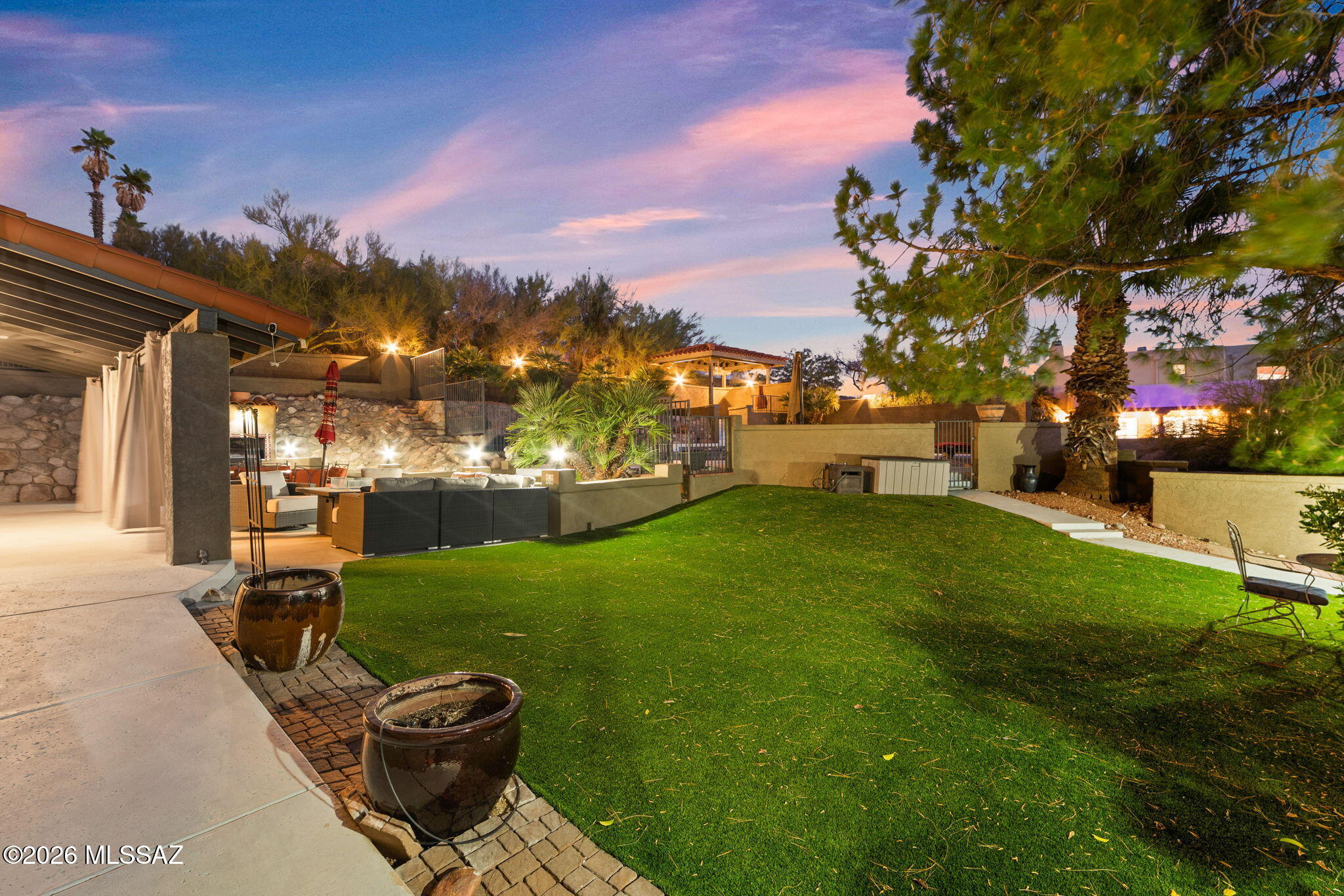 5814 E Río Verde Vista Drive