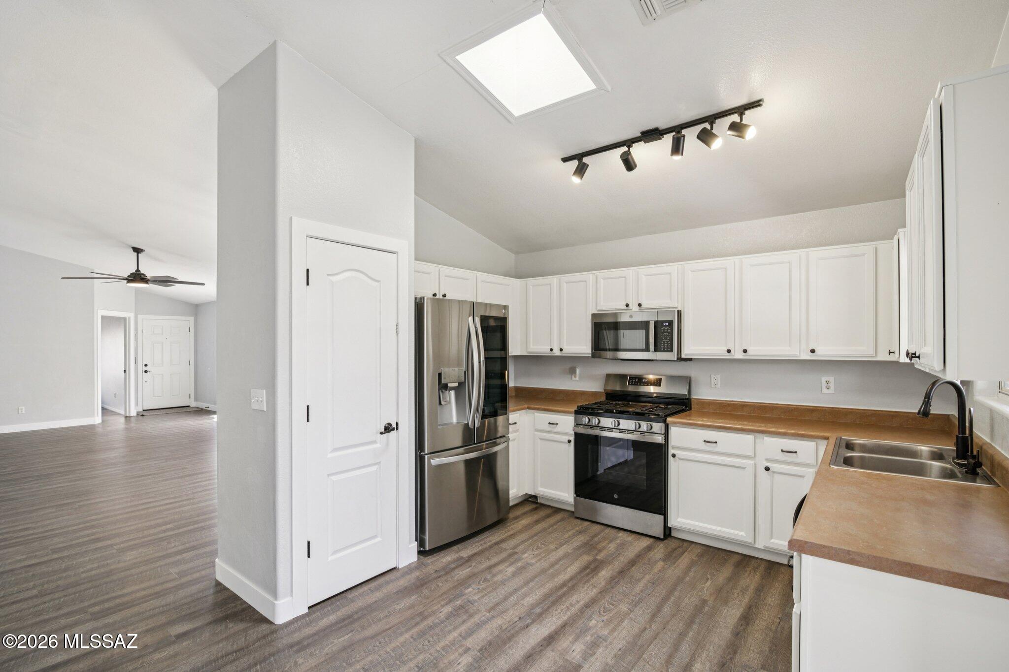 2395 W Silverbell Oasis Way