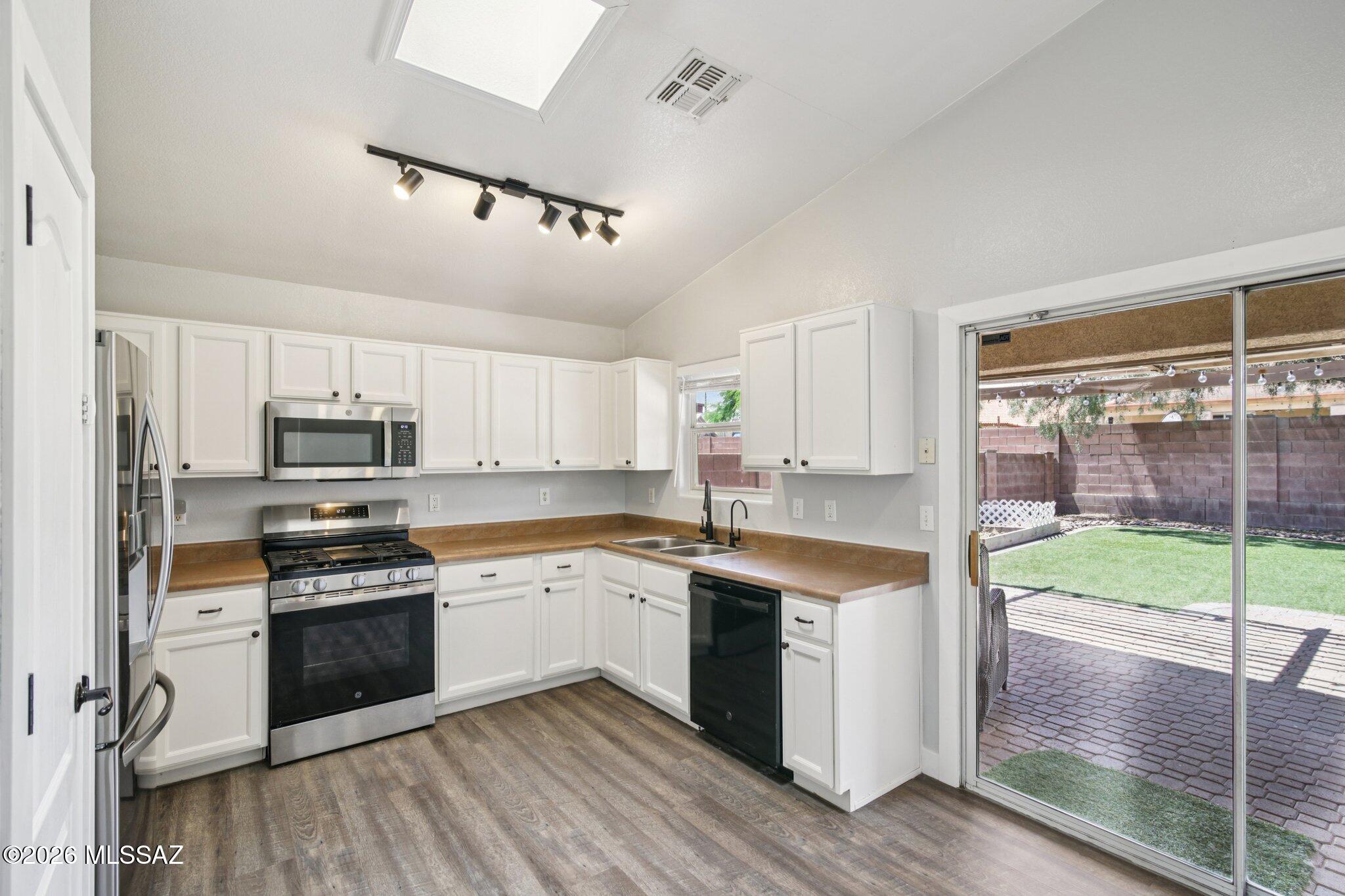 2395 W Silverbell Oasis Way
