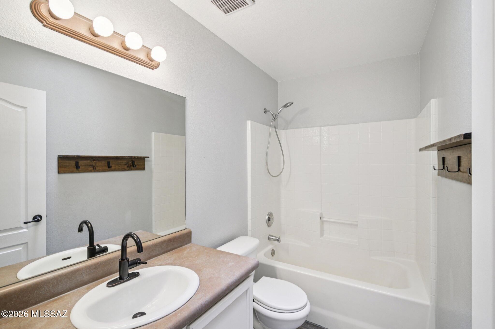 2395 W Silverbell Oasis Way