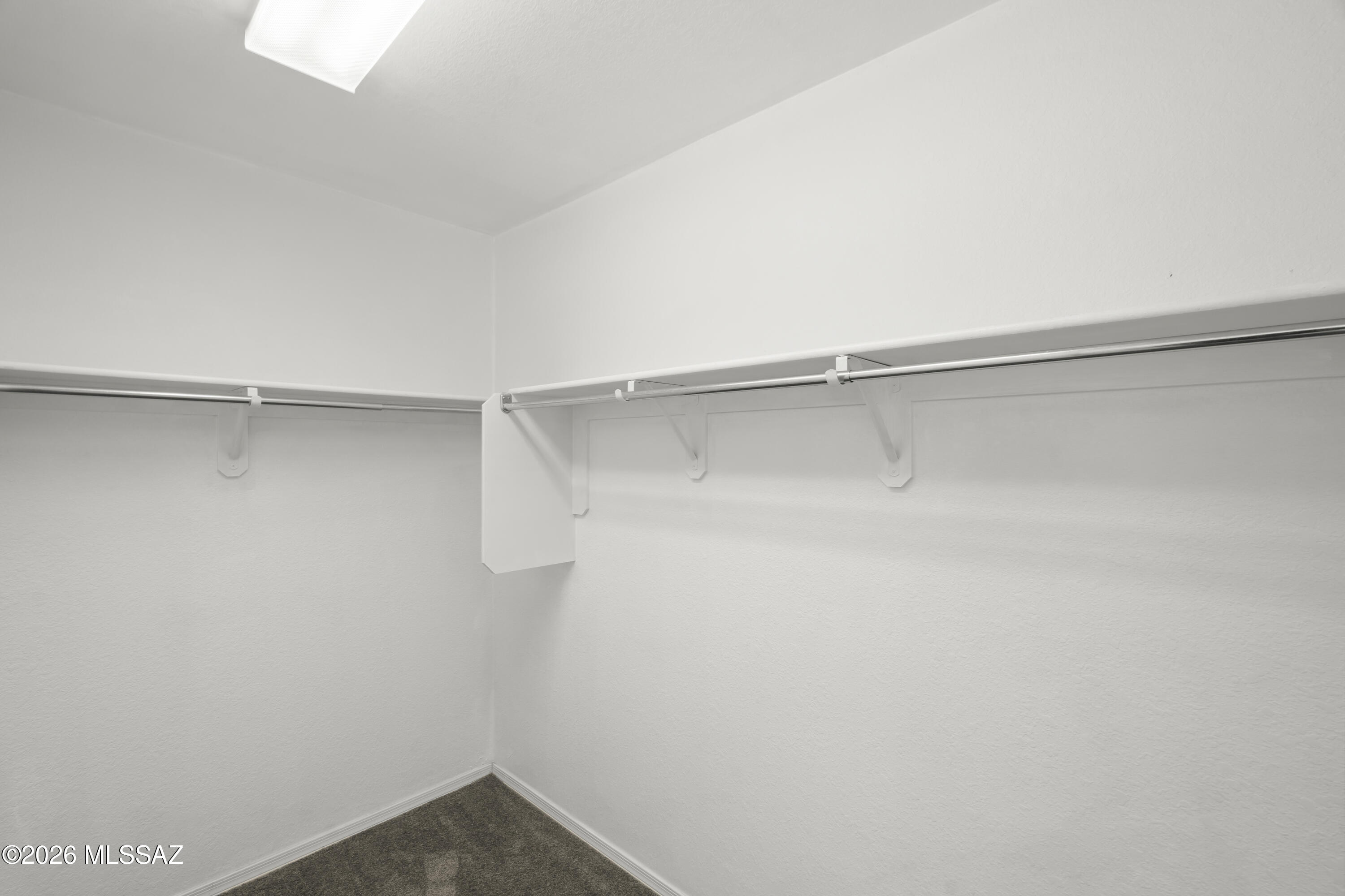475 W Calle La Bolita