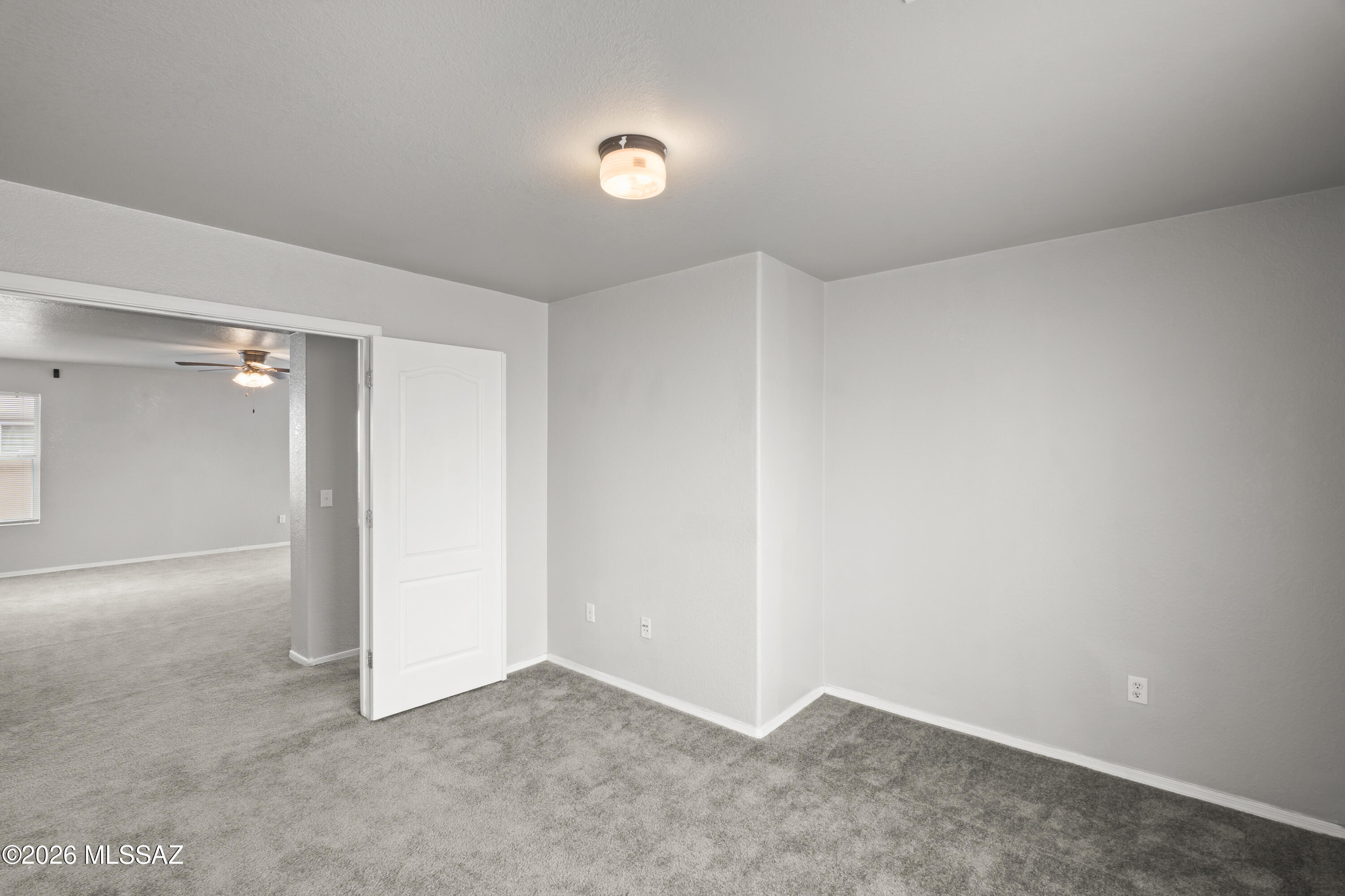 475 W Calle La Bolita